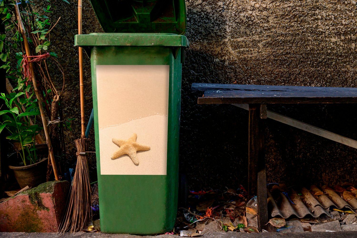 MuchoWow Wandsticker Seestern Mülleimer-aufkleber, Gelb Strand Sticker, Container, - Mülltonne, Abfalbehälter - (1 St)