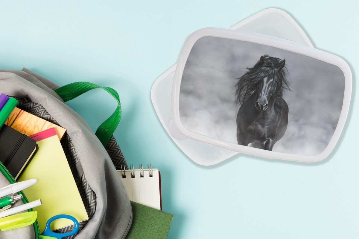 Brotdose, - (2-tlg), Schwarz Jungs Lunchbox MuchoWow weiß Pferd Brotbox für Kinder und - Smoke, Mädchen und für Erwachsene, Kunststoff,