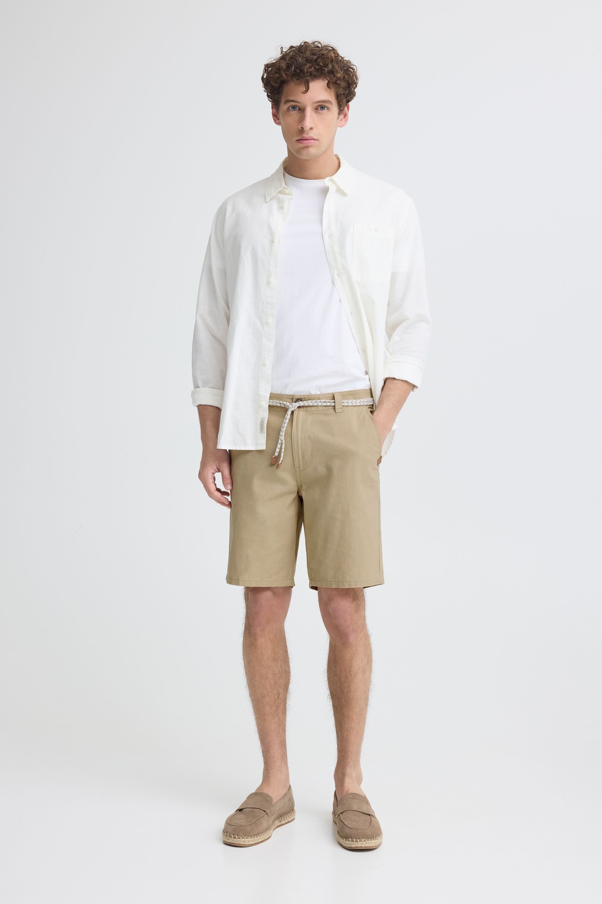 Blend Leinenhose BHMennok Leinenmix-Shorts mit Stoff Gürtel
