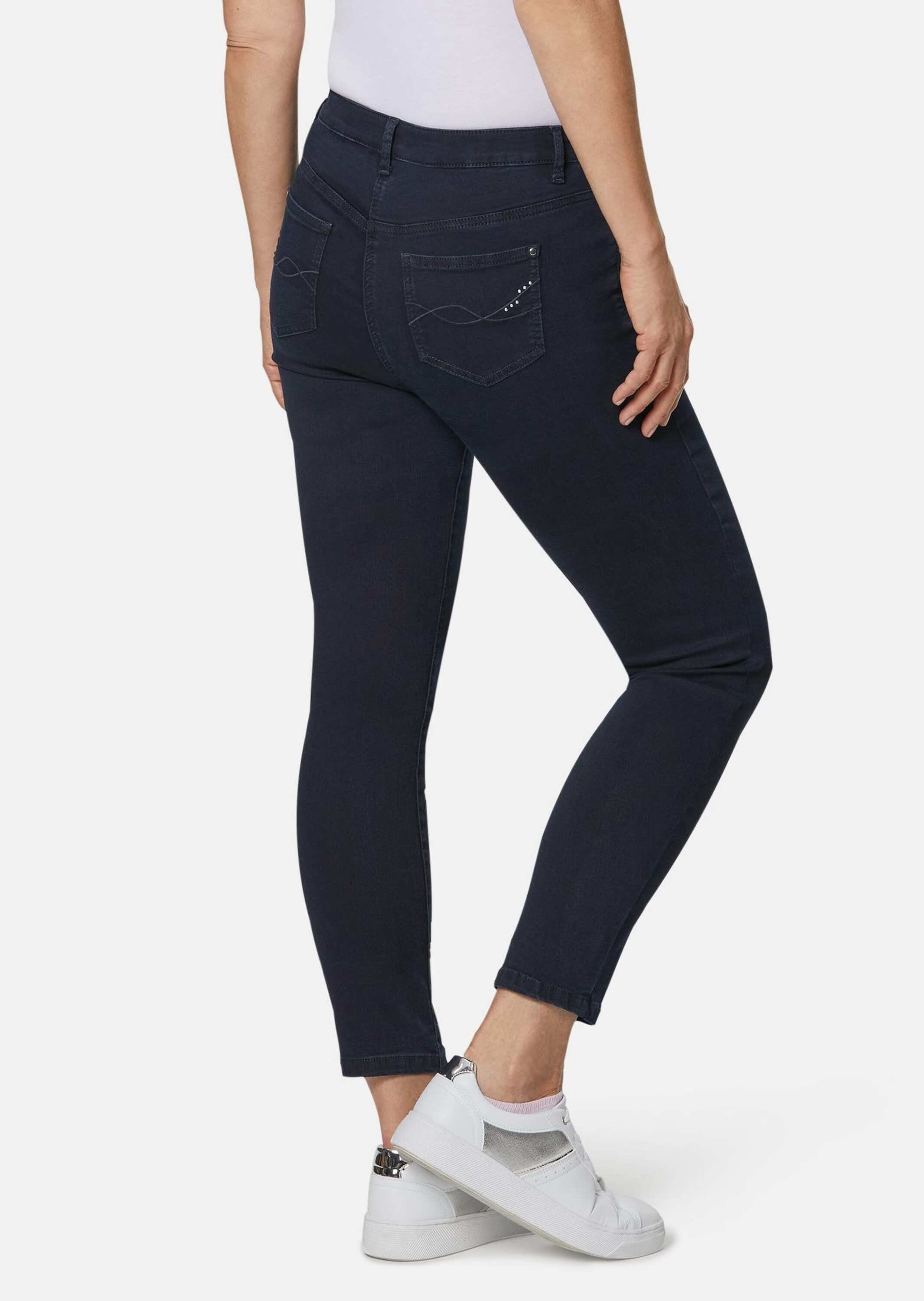 aus Bella 7/8-Caprijeans volle GOLDNER Bewegungsfreiheit Qualität für dunkelblau 7/8-Jeanshose superelastischer Ohne