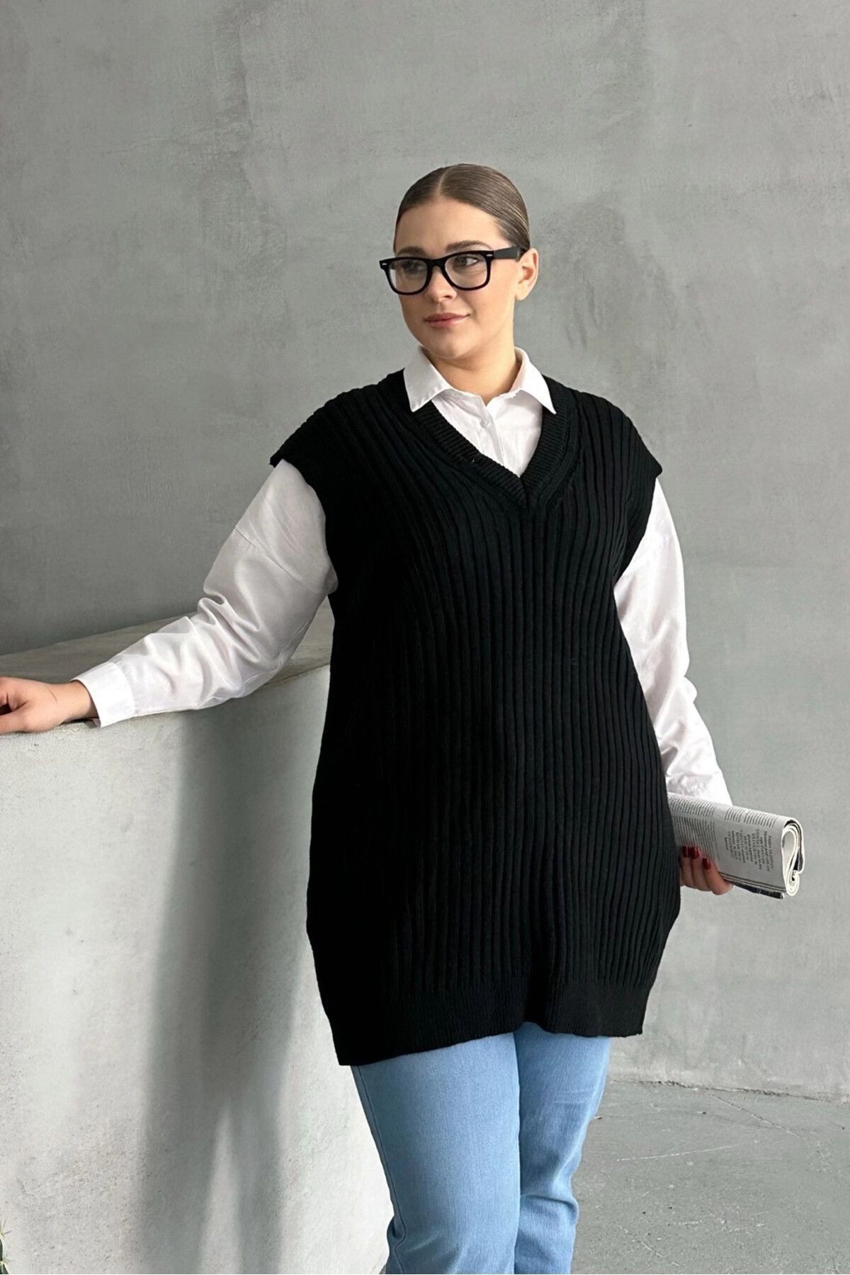 Stil Diva Stricktop Strickpullover in Übergröße mit V-Ausschnitt und kurzen günstig online kaufen