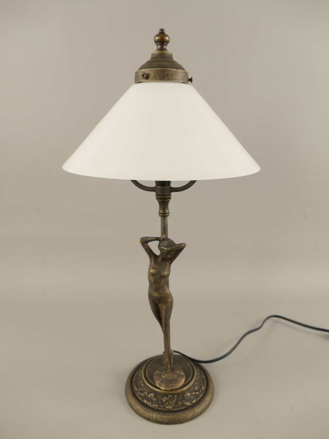 Gremegro Tischleuchte Tischlampe Jugendstil Frauenfigur Antik Schreibtischlampe Messing, ohne Leuchtmittel