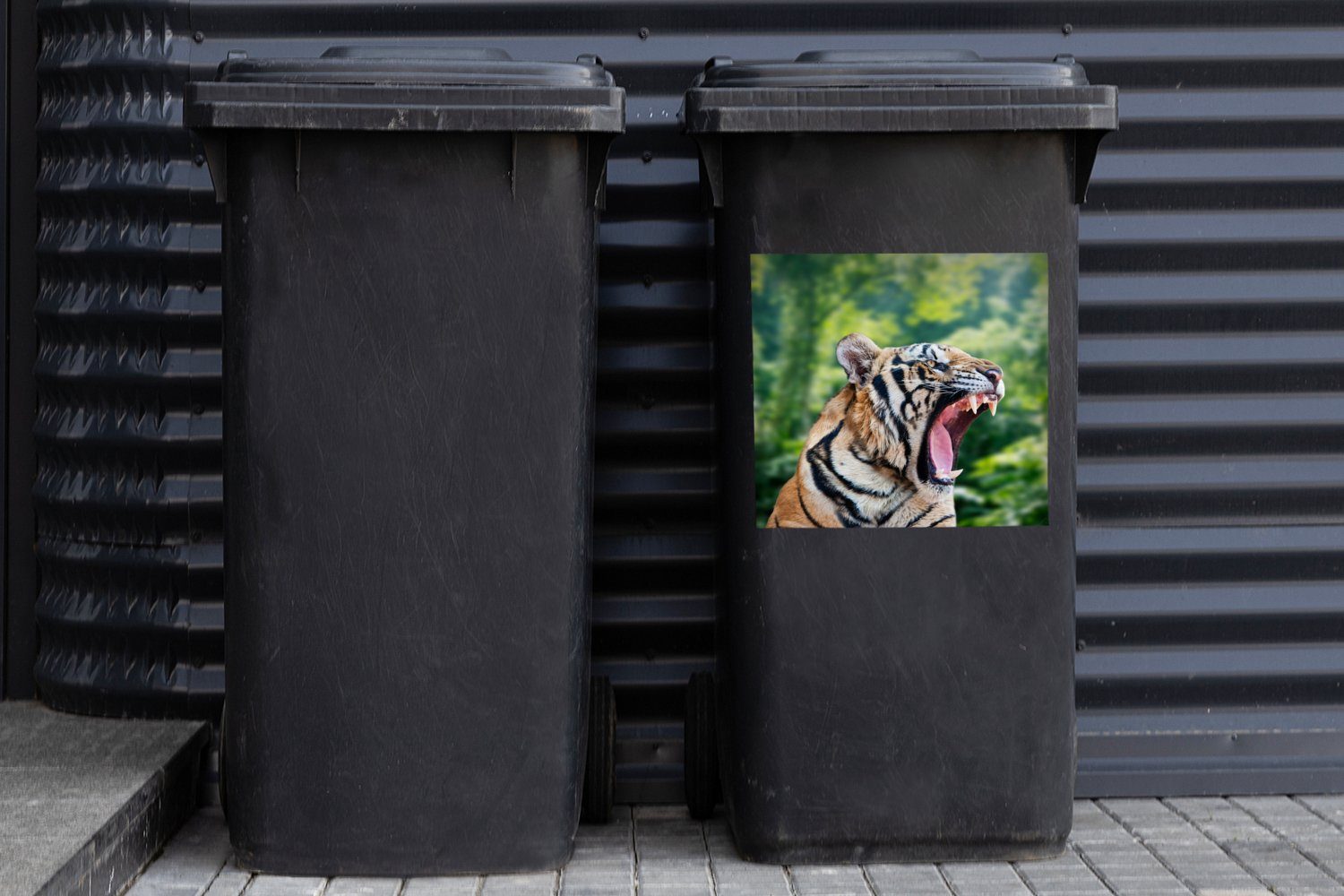 Abfalbehälter Kopf Wald - Wandsticker MuchoWow St), (1 Sticker, Mülltonne, - Container, Tiger Mülleimer-aufkleber,