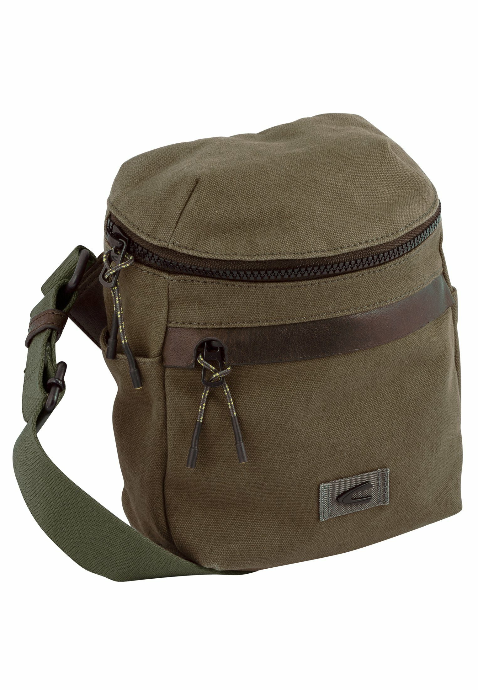 camel active Umhängetasche aus Canvas und Leder im typischen camel active  Look, Eine Reißverschluss Tasche vorne mit \