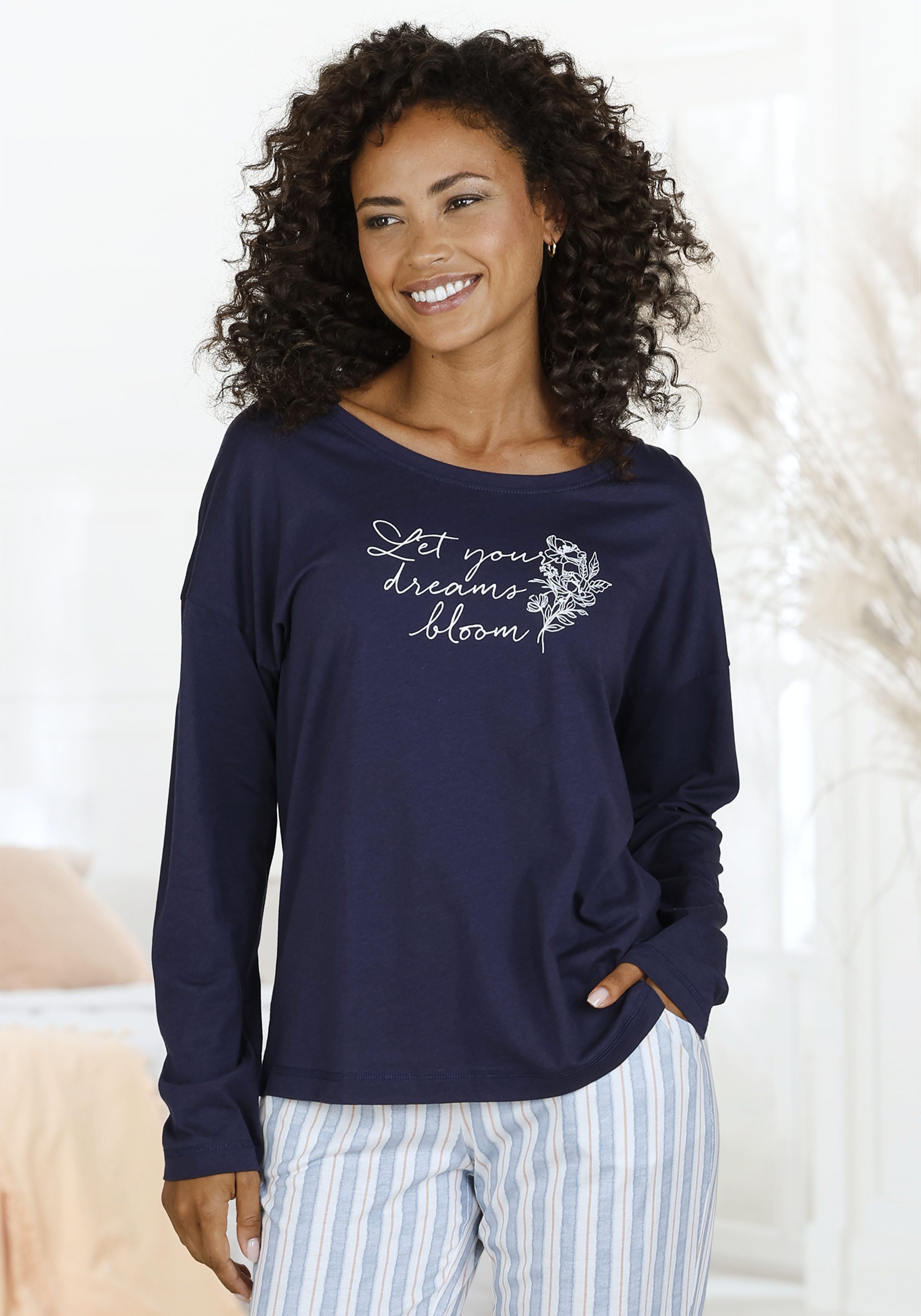 Vivance Dreams Pyjamaoberteil mit Frontdruck günstig online kaufen