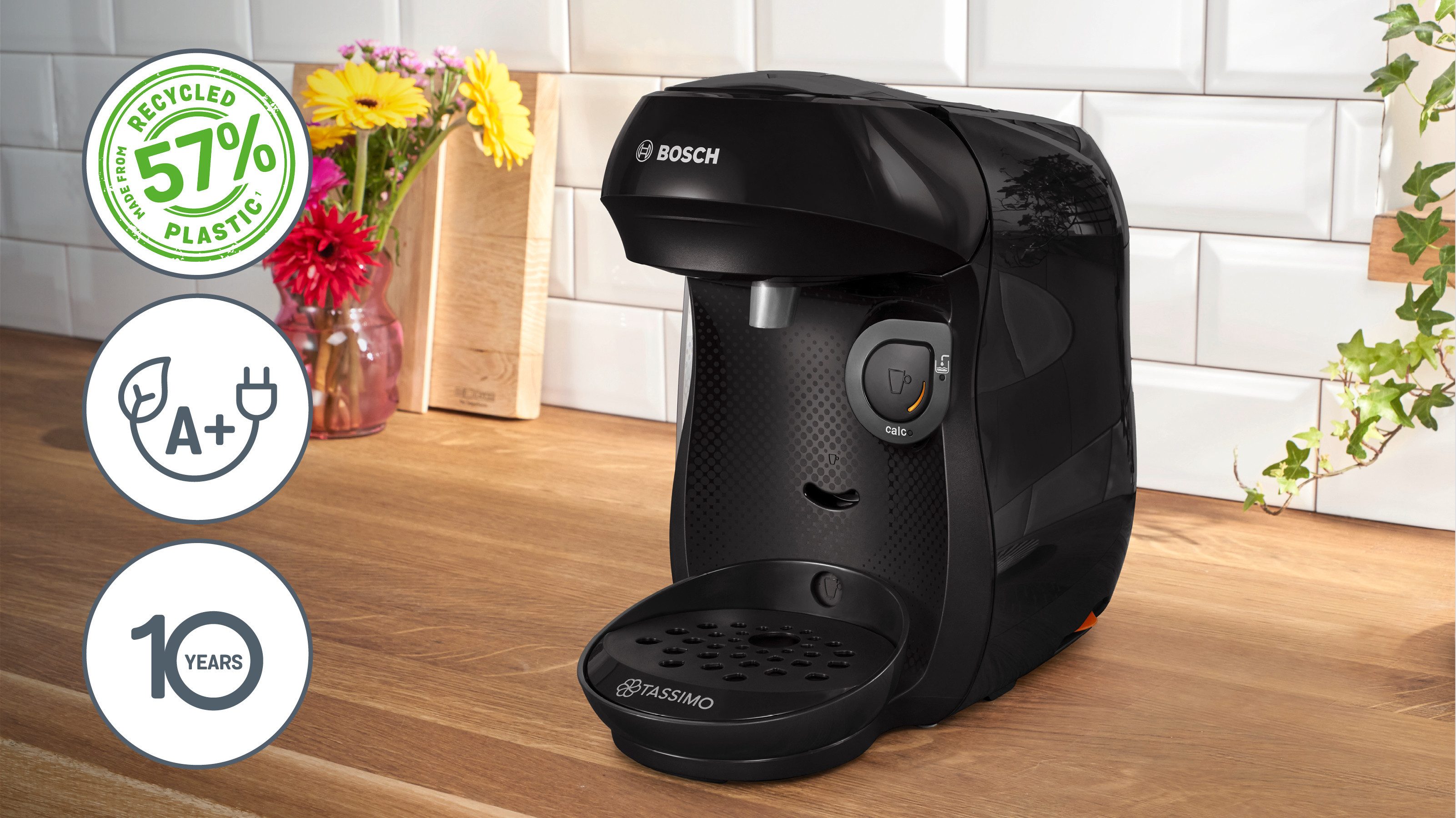 TASSIMO Kapselmaschine happy friendly TAS107E, über 70 Getränke, platzsparend, geeignet für alle Tassen, Wassertank 0,7 L, schwarz