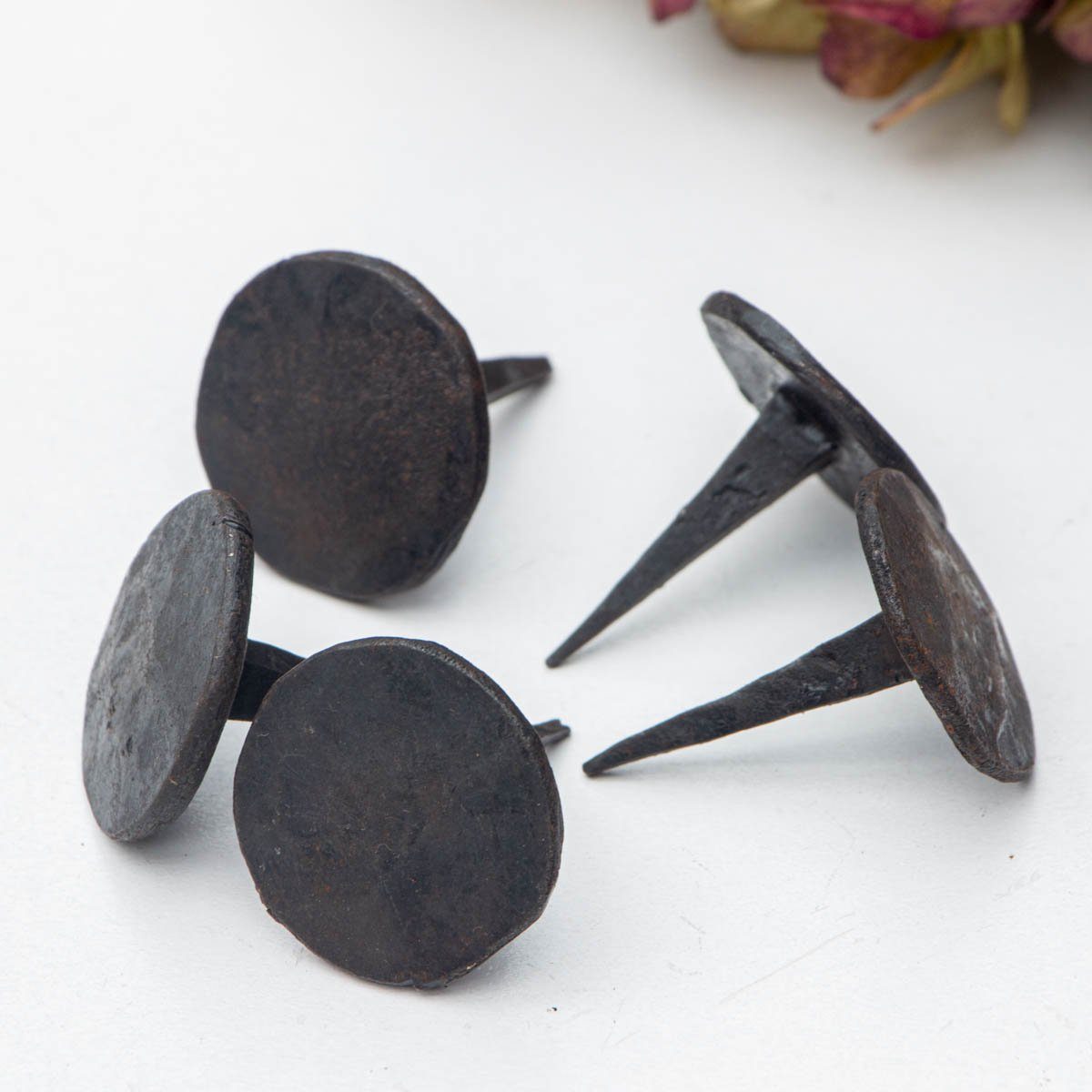 Antikas Ziernagel Nagel, Flacher Kopf, Holznägel, Eisen geschmiedet, schwarz