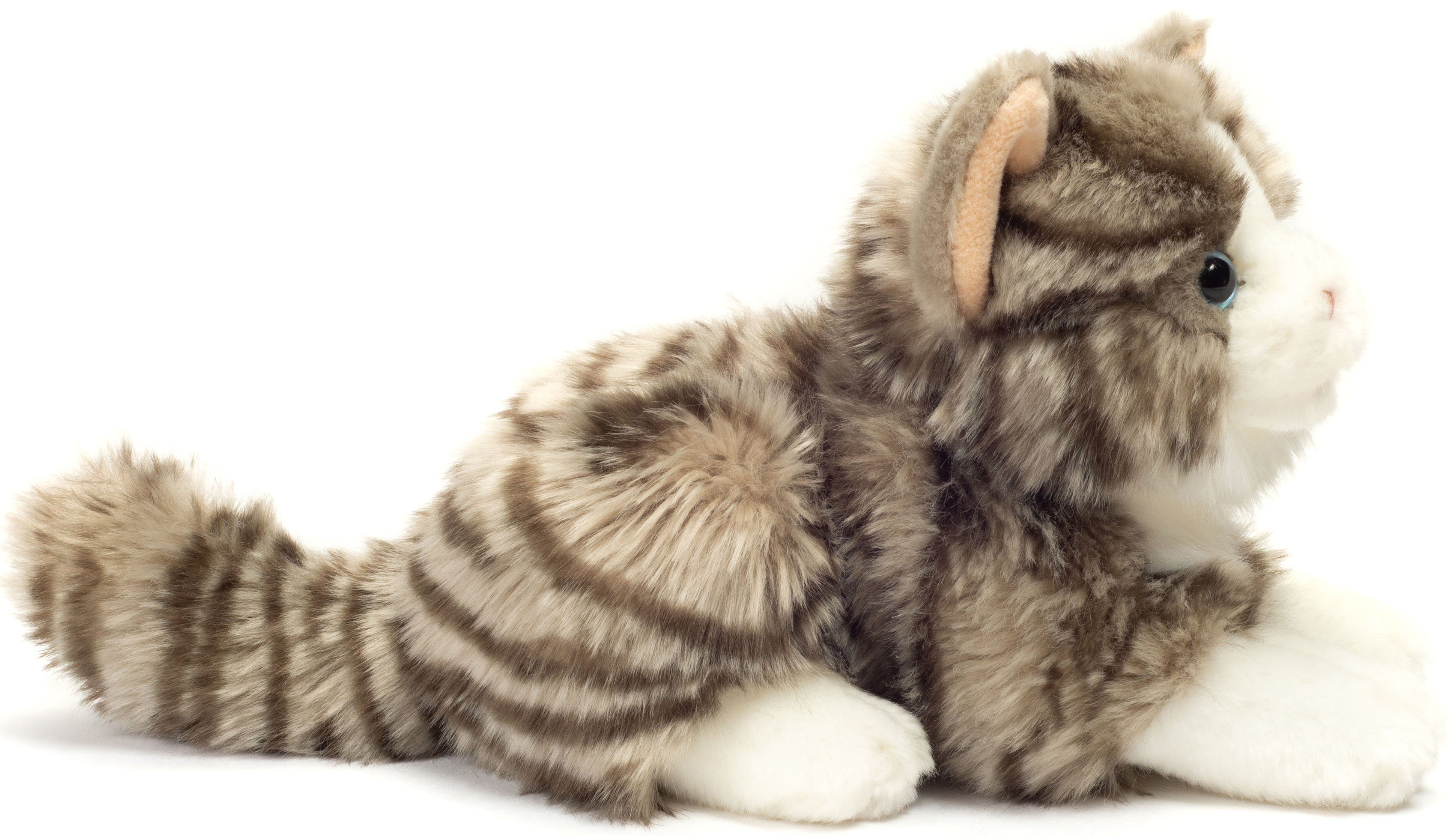 Teddy Hermann® Kuscheltier Katze liegend, 20 cm, zum Teil aus recyceltem Material