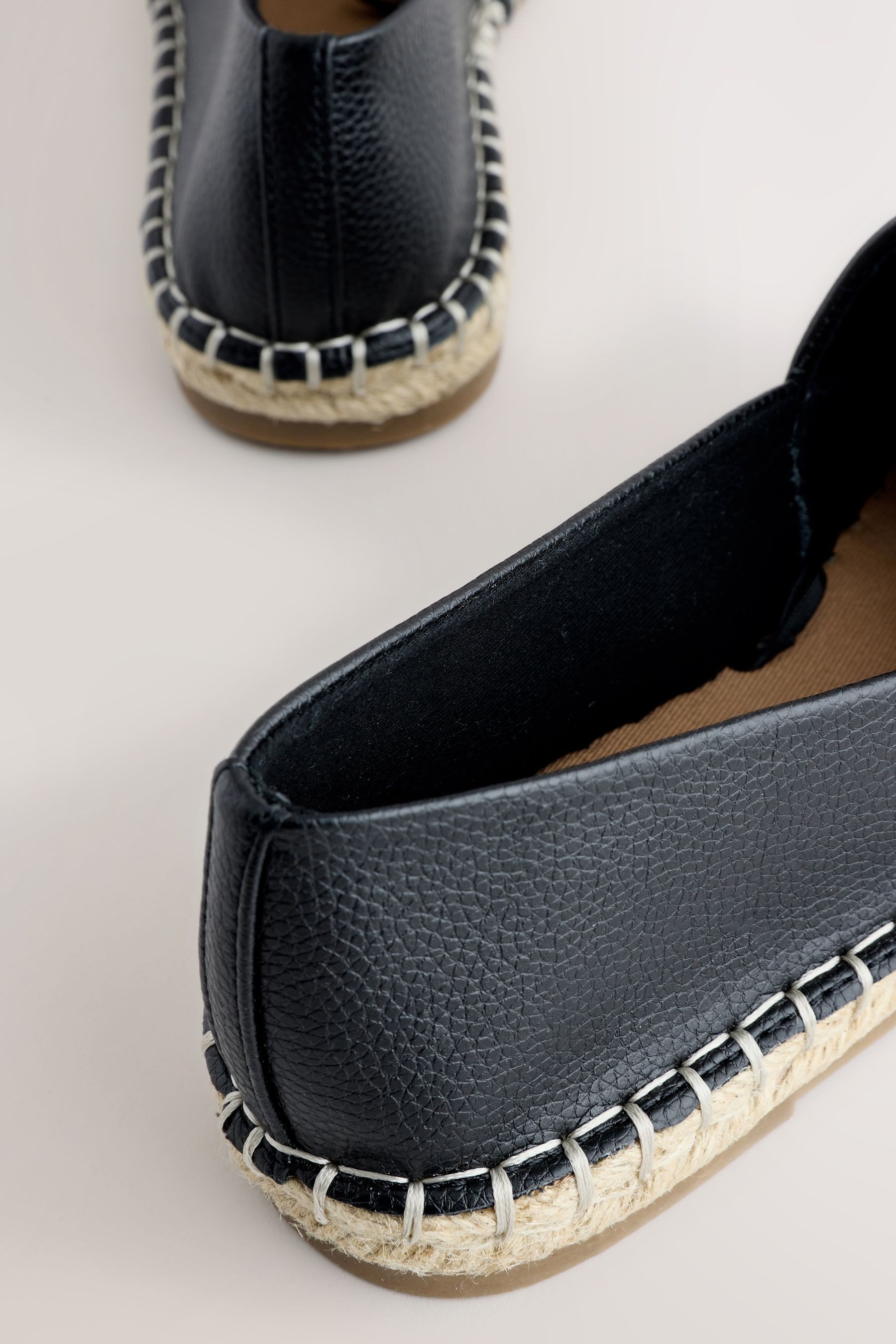 Next Forever Comfort® Hochgezogene, flache Espadrilles Espadrille (1-tlg)