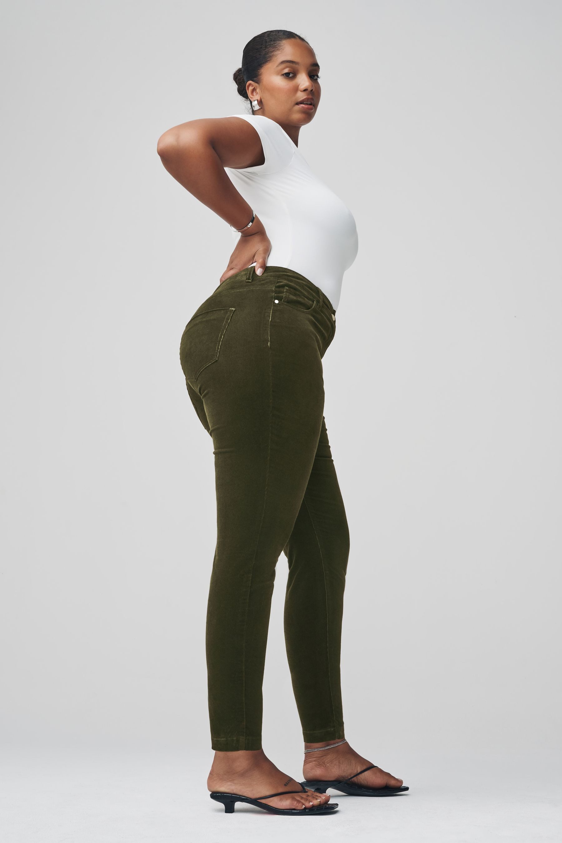 Next Skihose Skinny Fit Cordhose in Sanduhrenform (1-tlg)