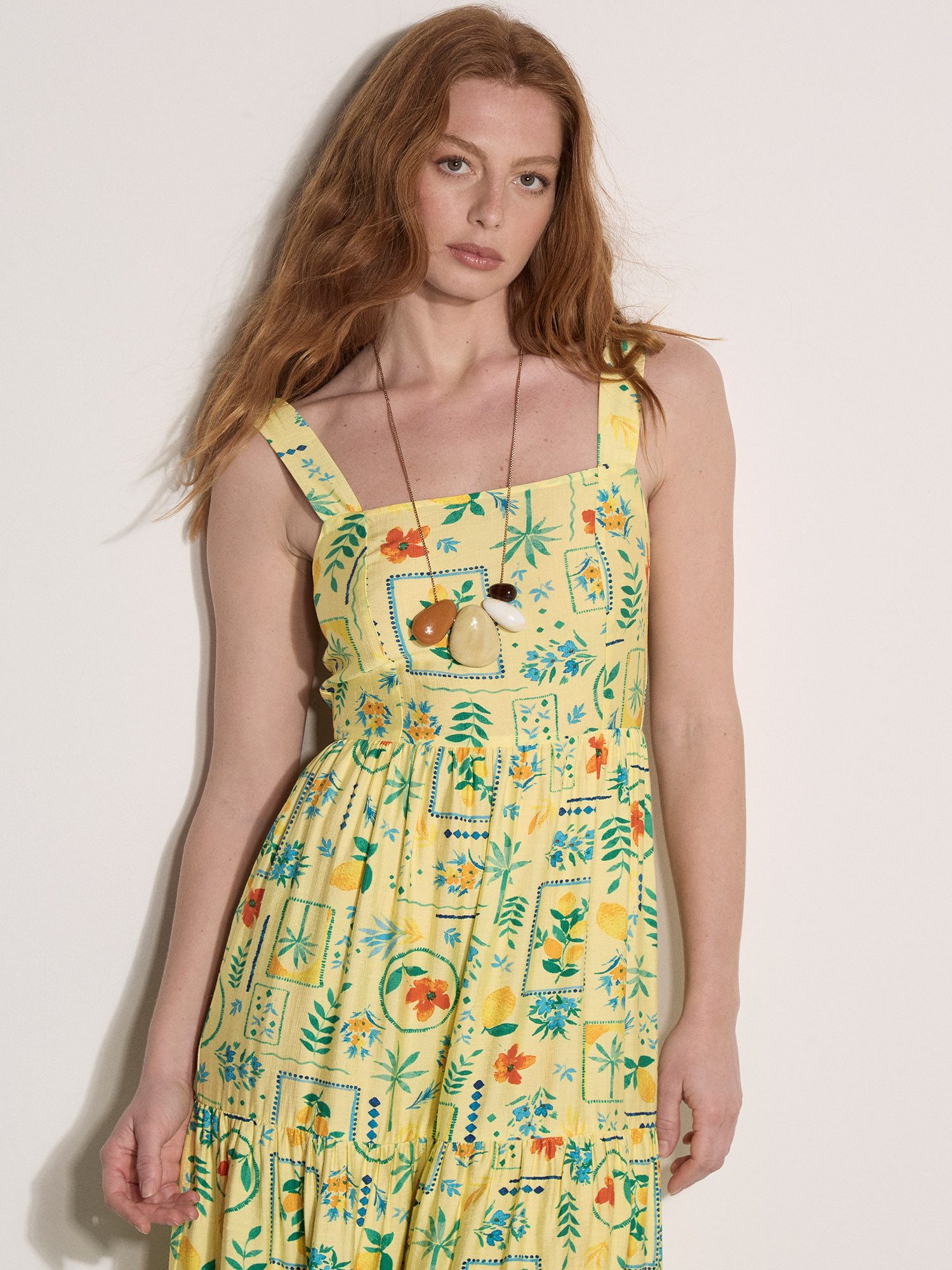 Apricot Midikleid Gestuftes Midi-Kleid mit Raffung und Blumenprint