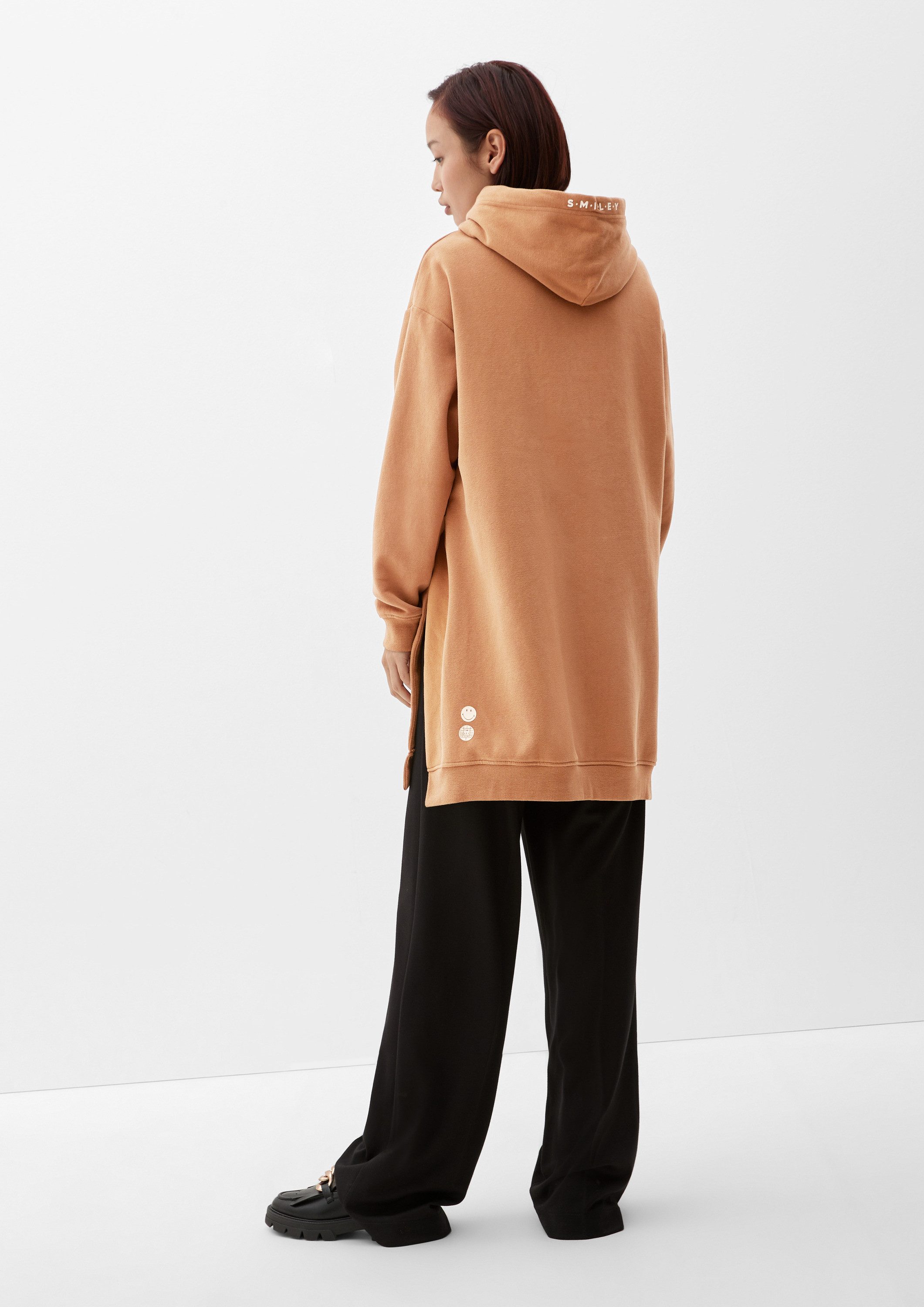 s.Oliver Sweatshirt Sweatshirt Langer Sweater mit Smiley®-Print