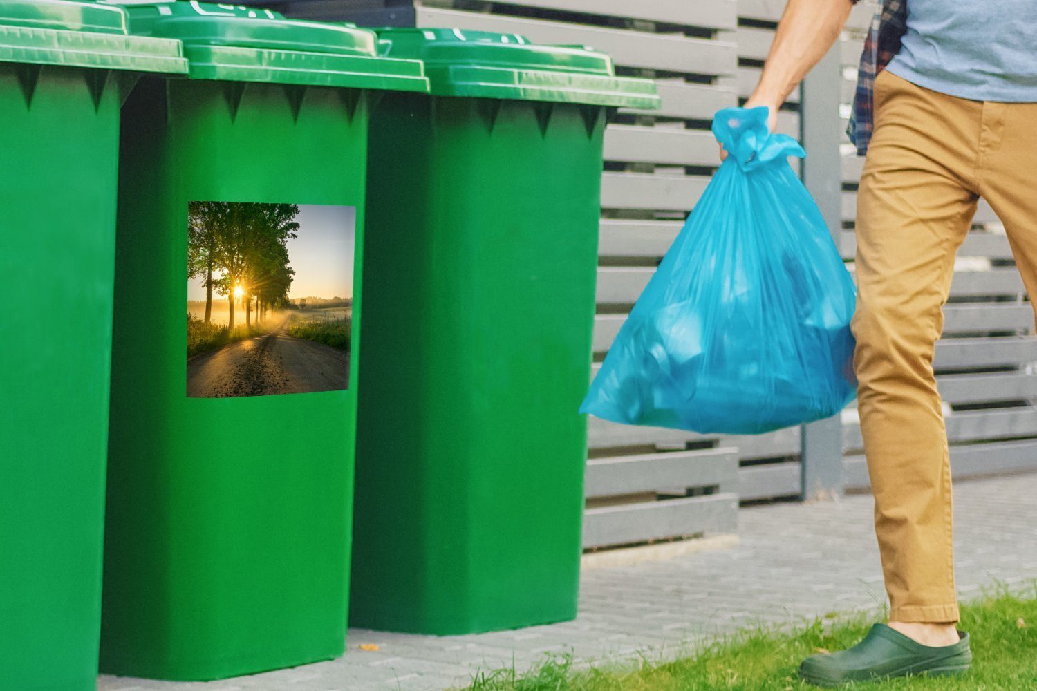 St), Sonnenaufgang Wandsticker (1 MuchoWow Container, Mülltonne, durch die Mülleimer-aufkleber, Bäume Abfalbehälter Sticker,