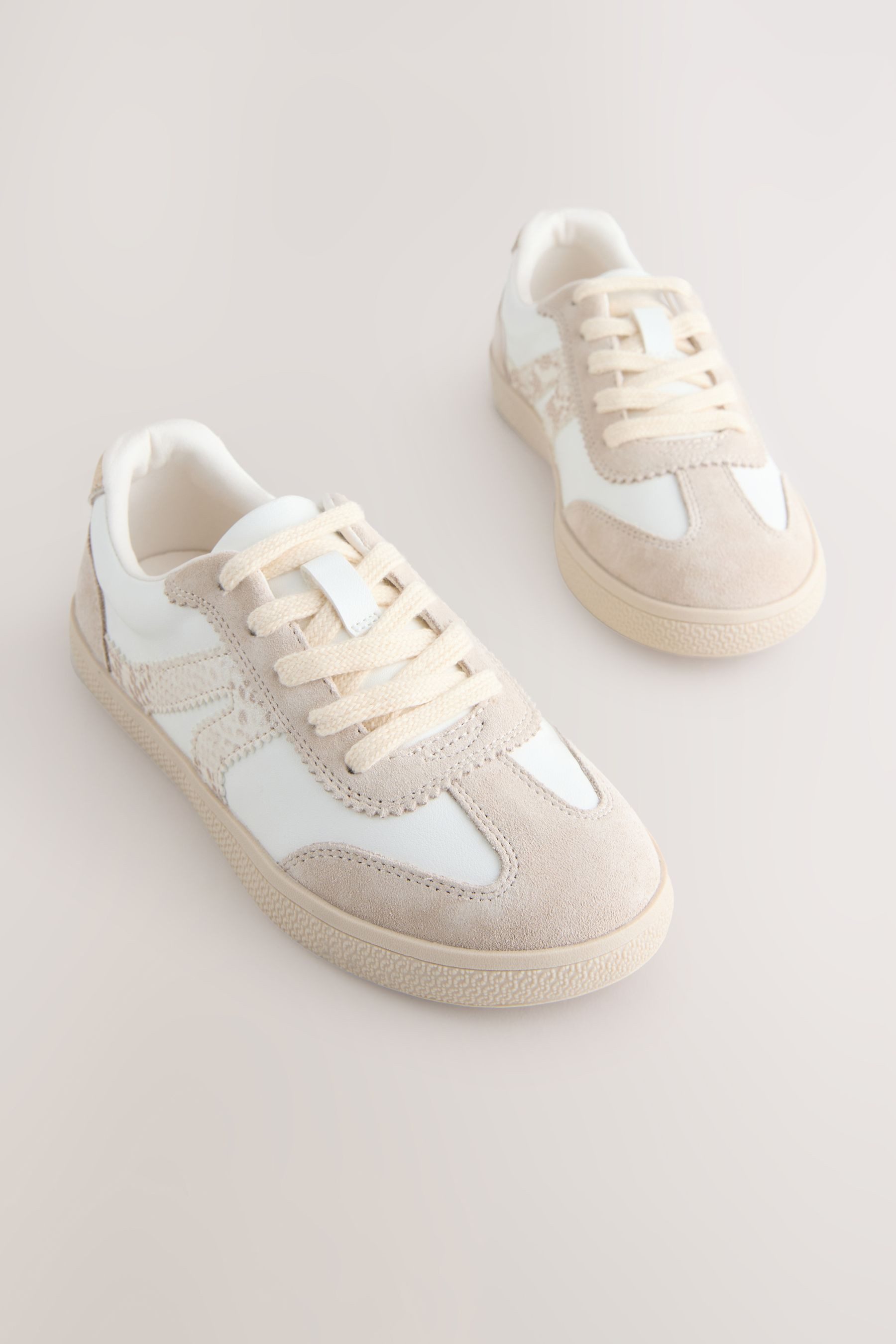 Next Sportschuh im Retro-Stil Sneaker (1-tlg)