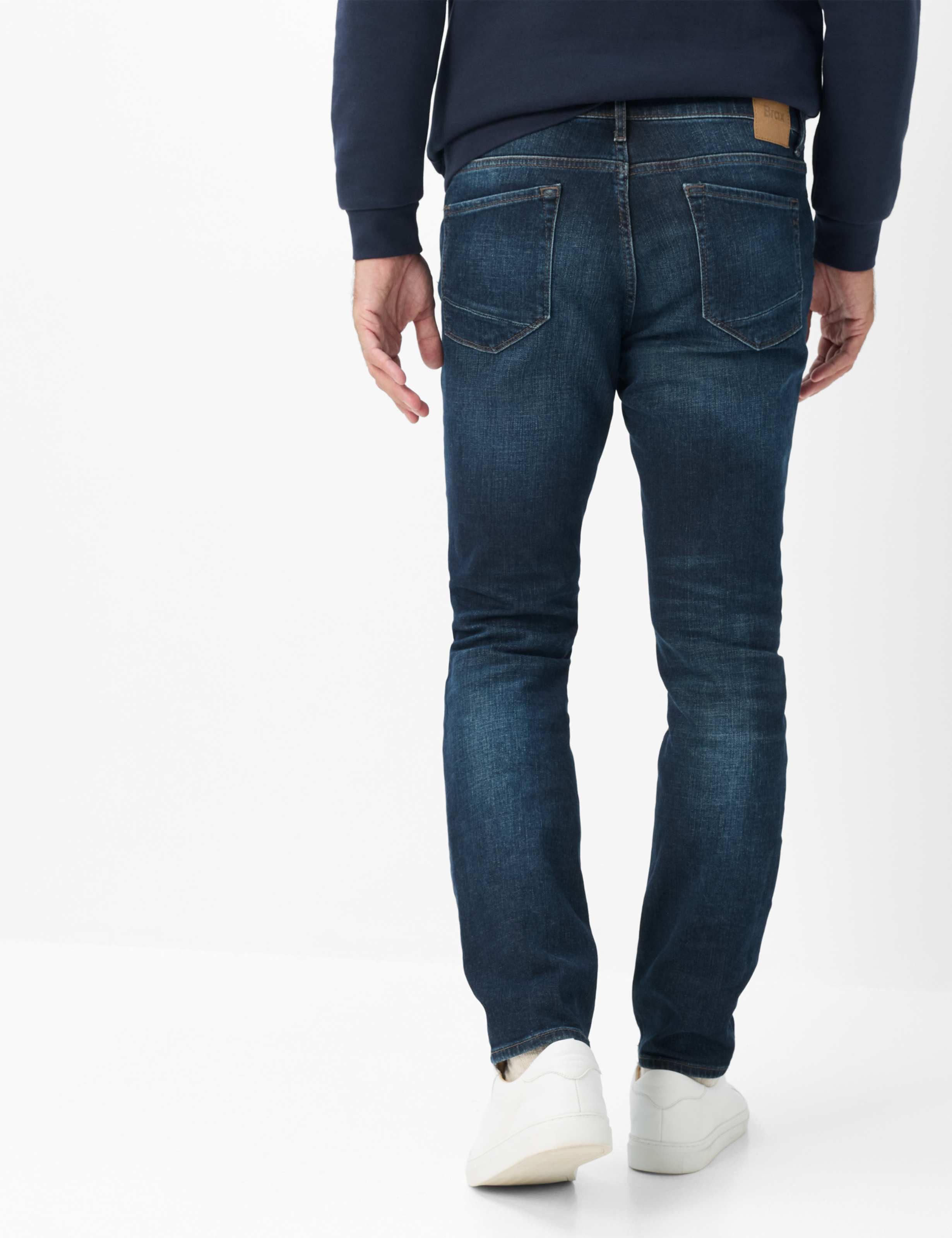 Brax 5-Pocket-Jeans Style CHUCK Denim: Five-Pocker-Jeans im Modern Fit – Bild 2 von 5