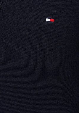 Tommy Hilfiger V-Ausschnitt-Pullover HERITAGE V-NECK SWEATER mit klassichem V-Ausschnitt & Tommy Hilfiger Logo-Flag