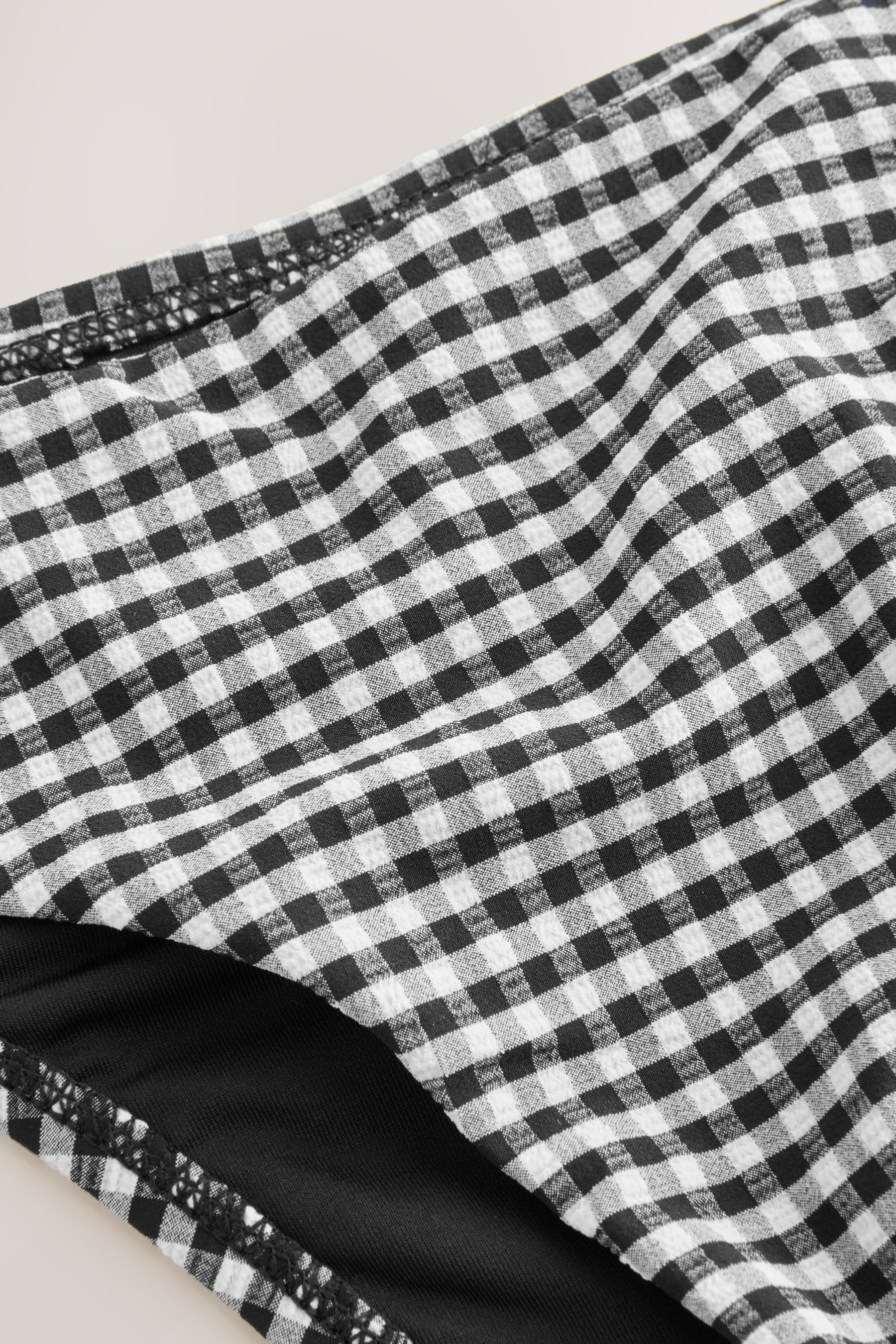 Next Bikini-Hose Brasilianische Bikinihose mit hohem Beinausschnitt (1-St) günstig online kaufen