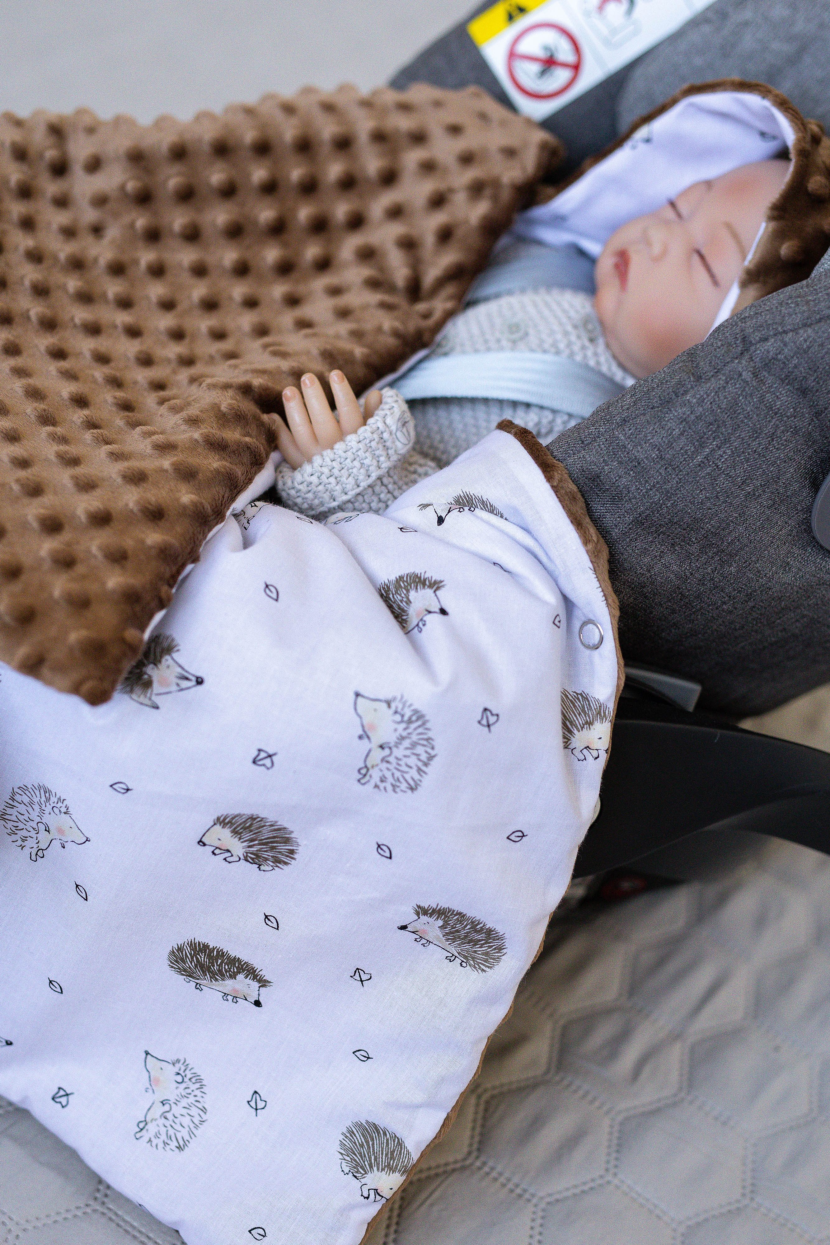 Babytrage BRAUN Einschlagdecke für Kinder Autositz und Babyschale Babytrage