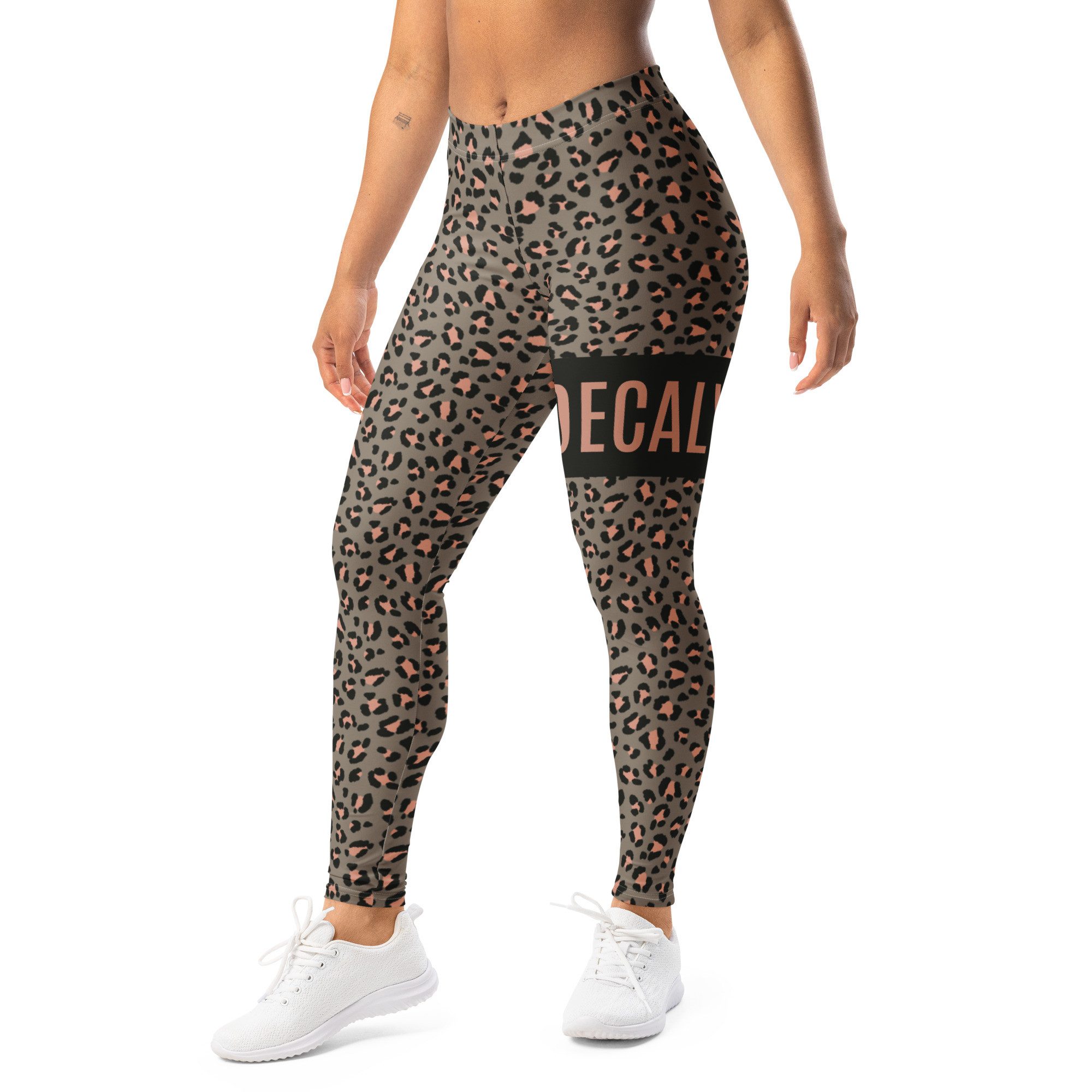 DECALVIBES Funktionsleggings Damen Leggings Basic Urban Side Leopard Grey Blickdicht, 4-Wege-Stretch, elastischer Bund, weiches Material