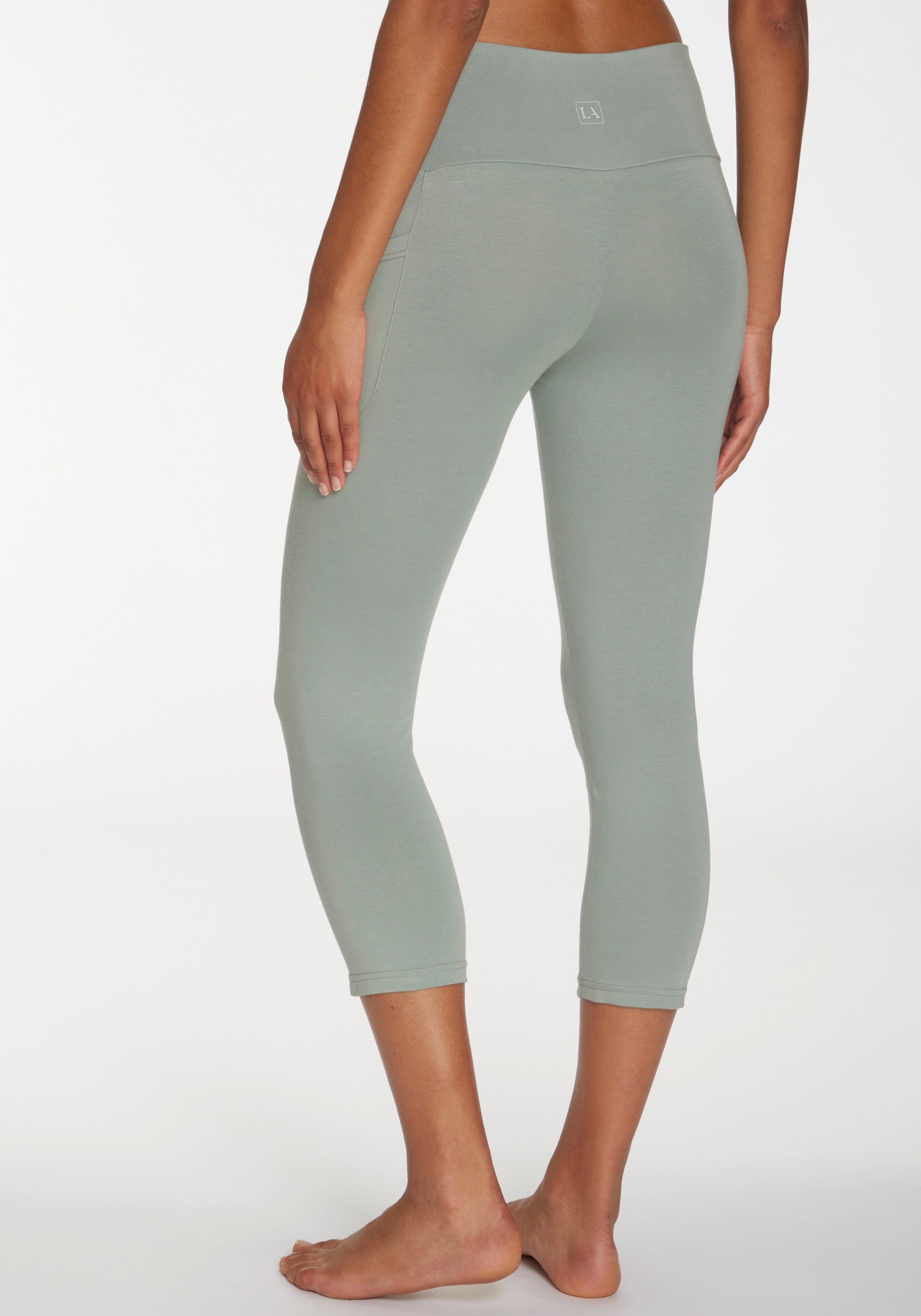 LASCANA ACTIVE 3/4-Leggings mit Handytasche, Loungewear