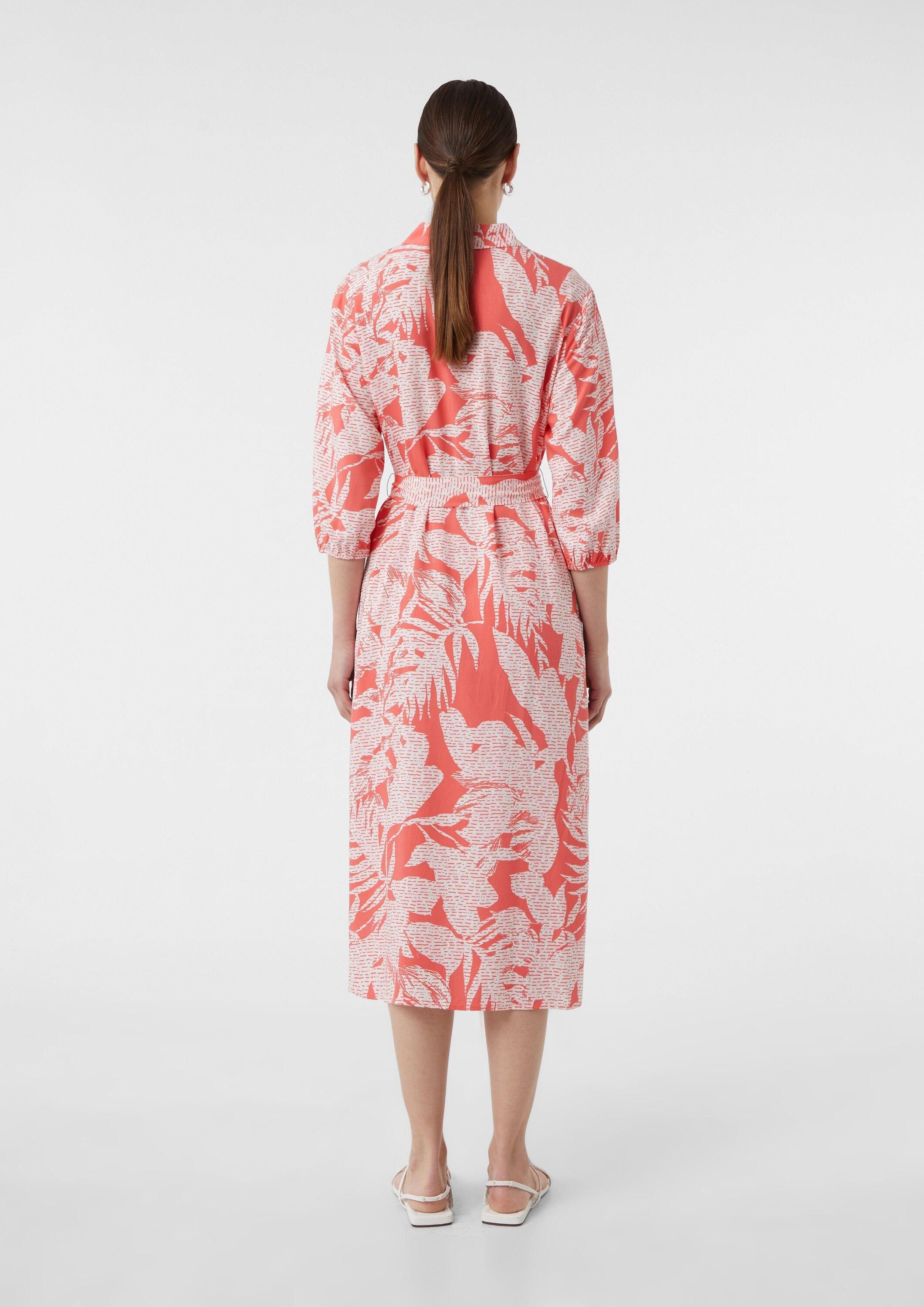 comma Midikleid Kleid Midikleid aus Viskose mit All-over-Print und 3/4-Ärmeln