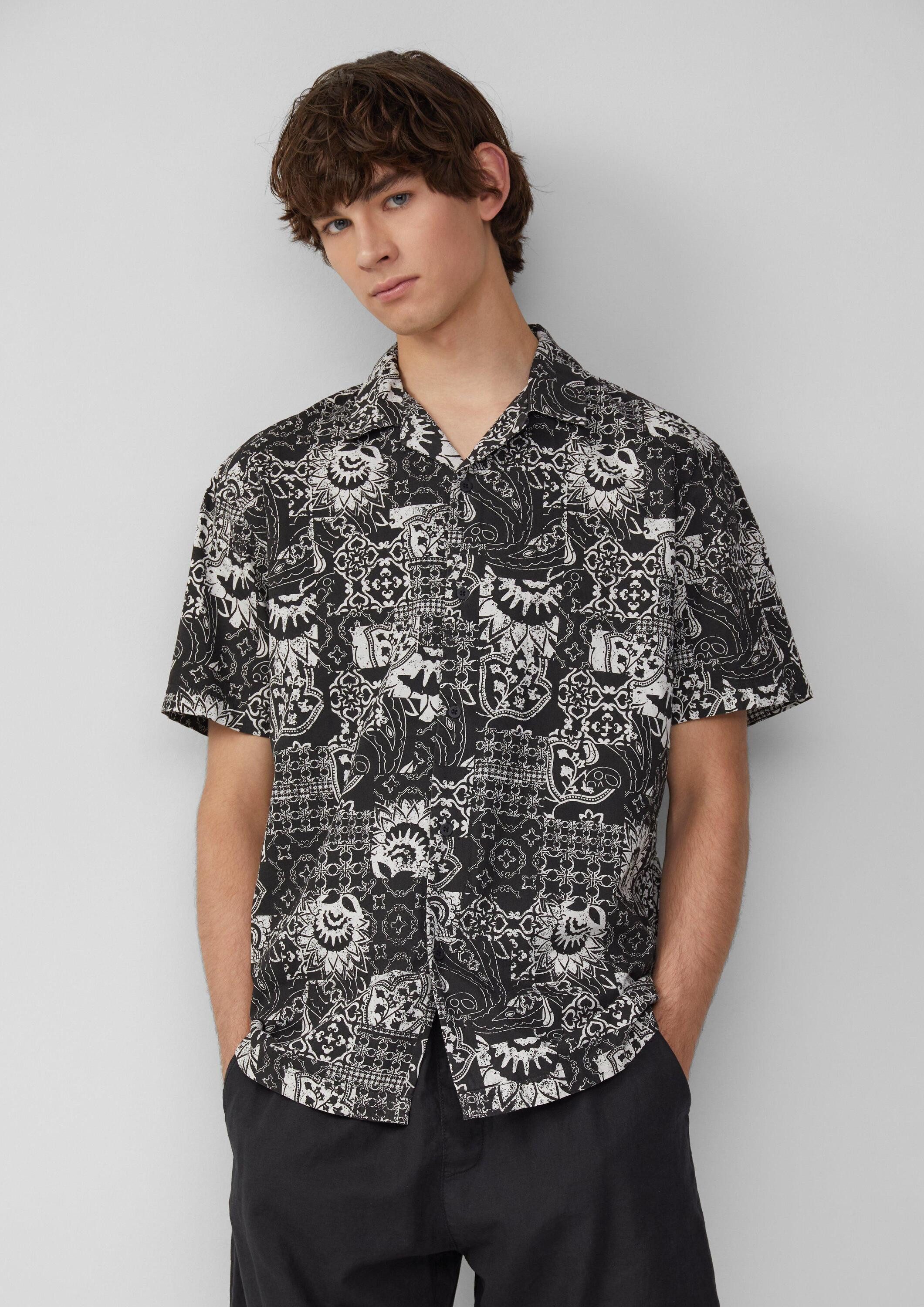 QS Kurzarmhemd Hemd Resort Fit: Baumwollhemd mit All-over-Print