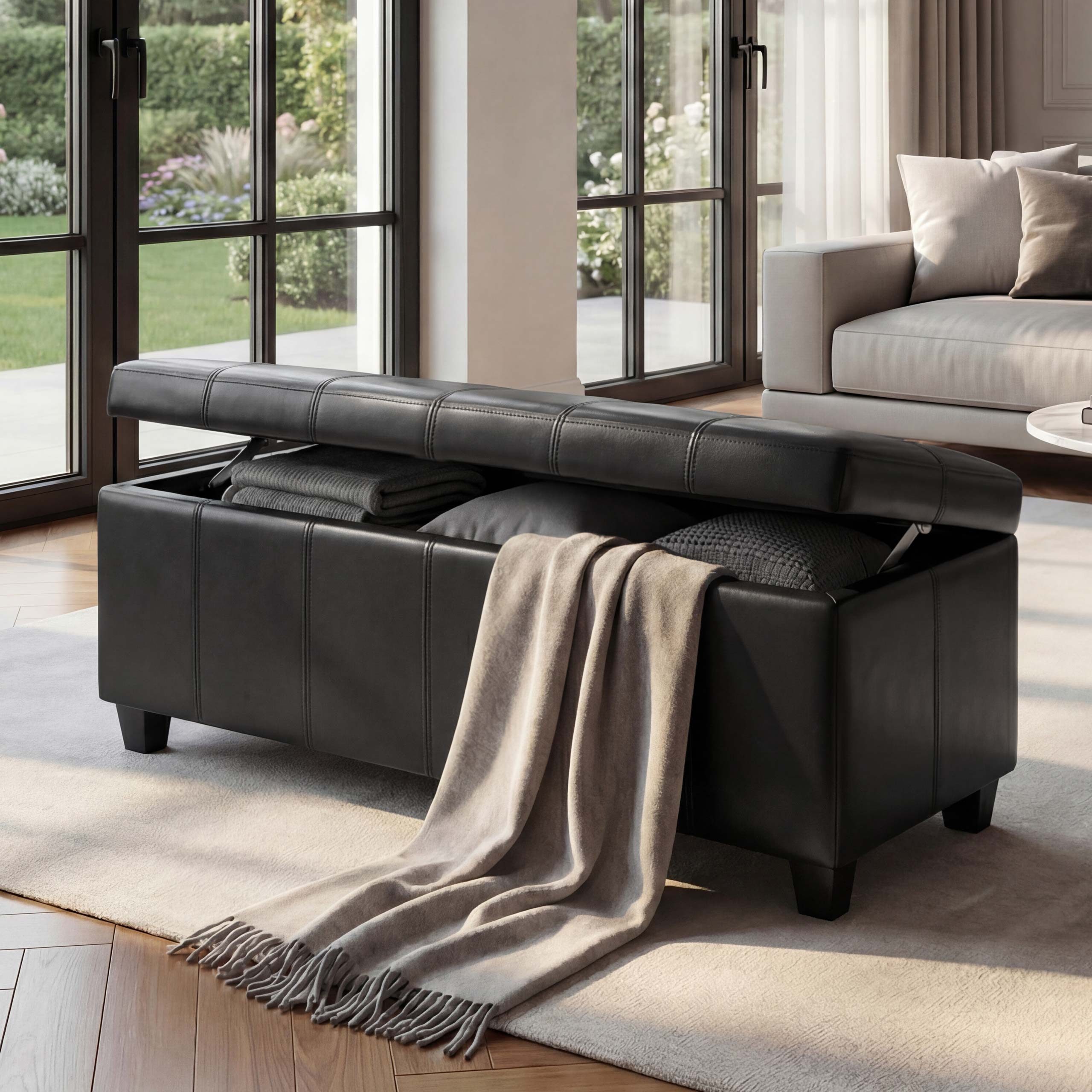 MCW Truhe Kriens-L, Integriertes Aufbewahrungsfach