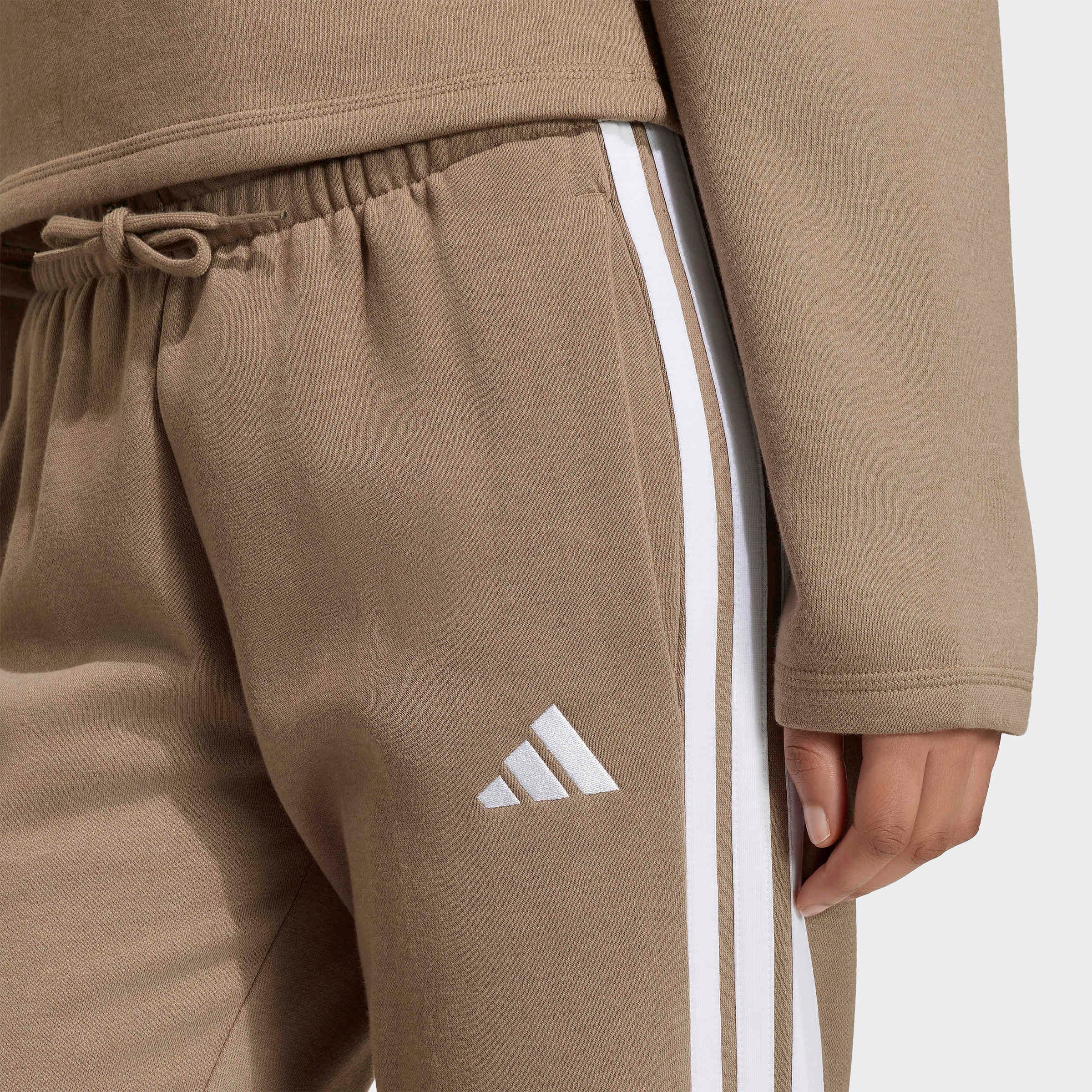 adidas Sportswear Sporthose W 3S FL SL PT schmal geschnitten, für vielseitige Aktivitäten, aus Baumwollmix