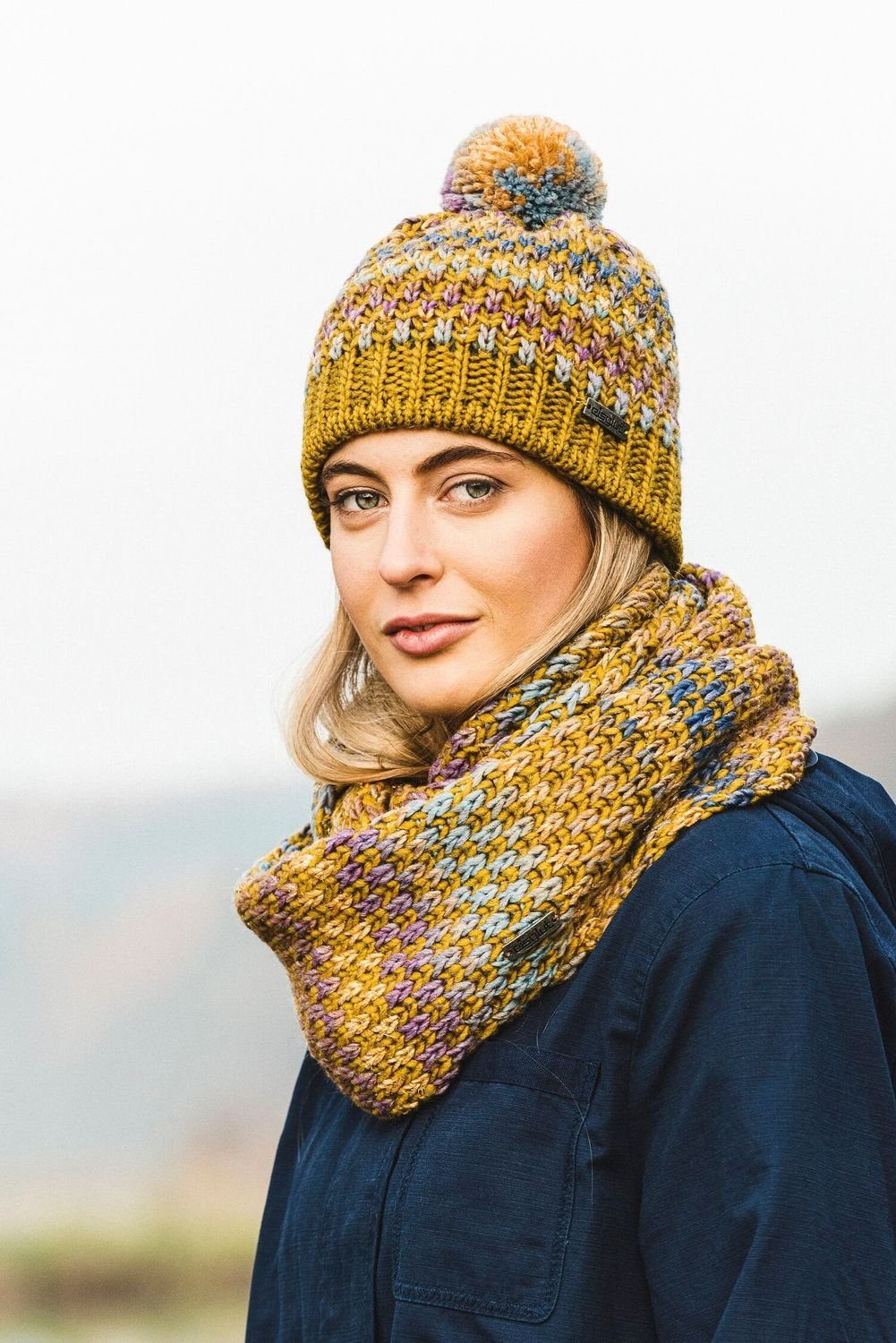 Eisglut Strickmütze Baileyl glitzernd günstig online kaufen