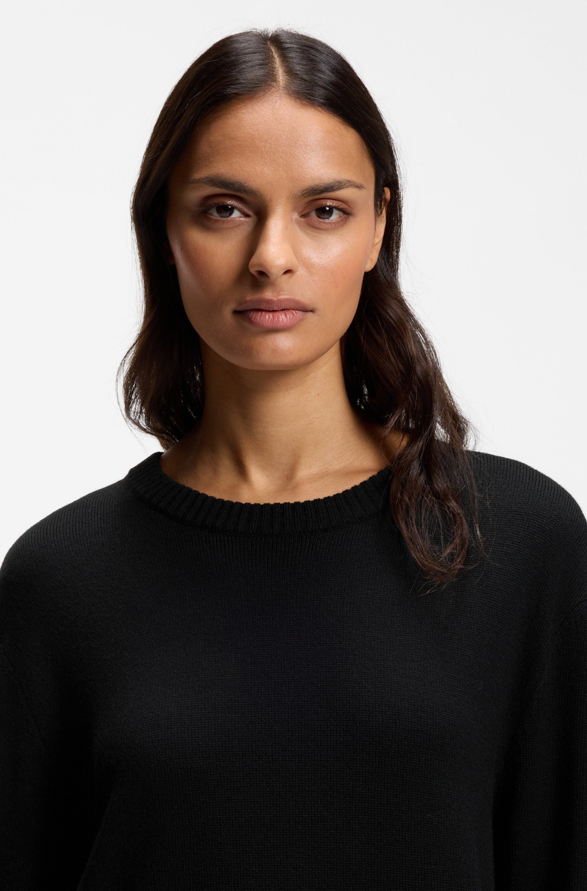 BOSS ORANGE Strickkleid Ferinea Premium Damenmode aus Schurwoll-Mix, Relaxed Fit