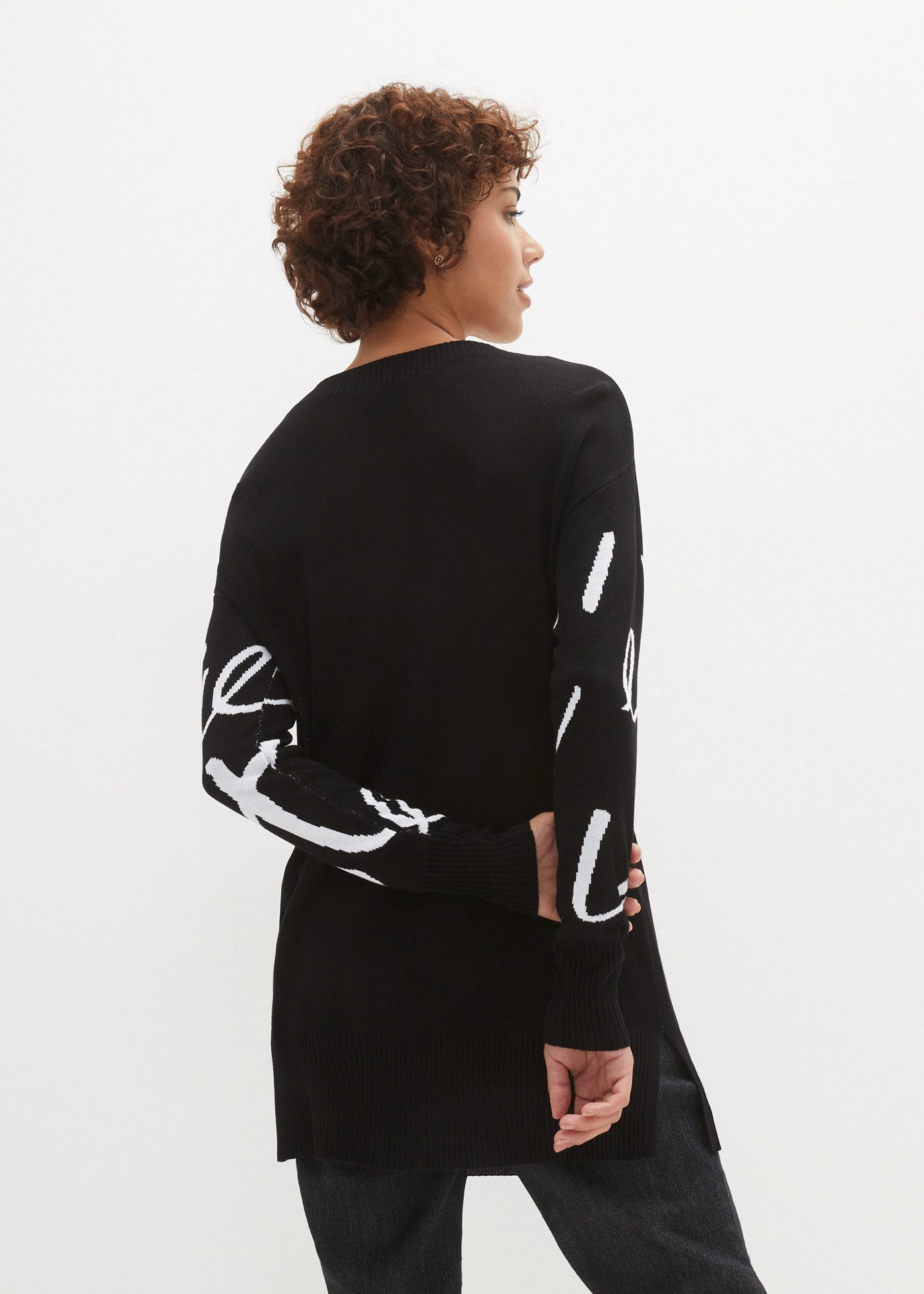 bonprix Longpullover aus Viskose, lockere Passform, mit modischem Schriftzug