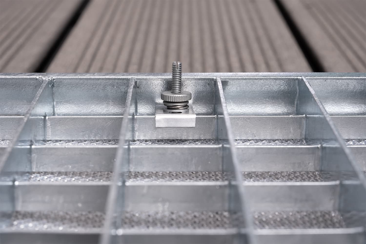 empasa Lichtschachtabdeckung Schnellverschluss für Lichtschachtabdeckungen, zur Fixierung und Nachrüstung