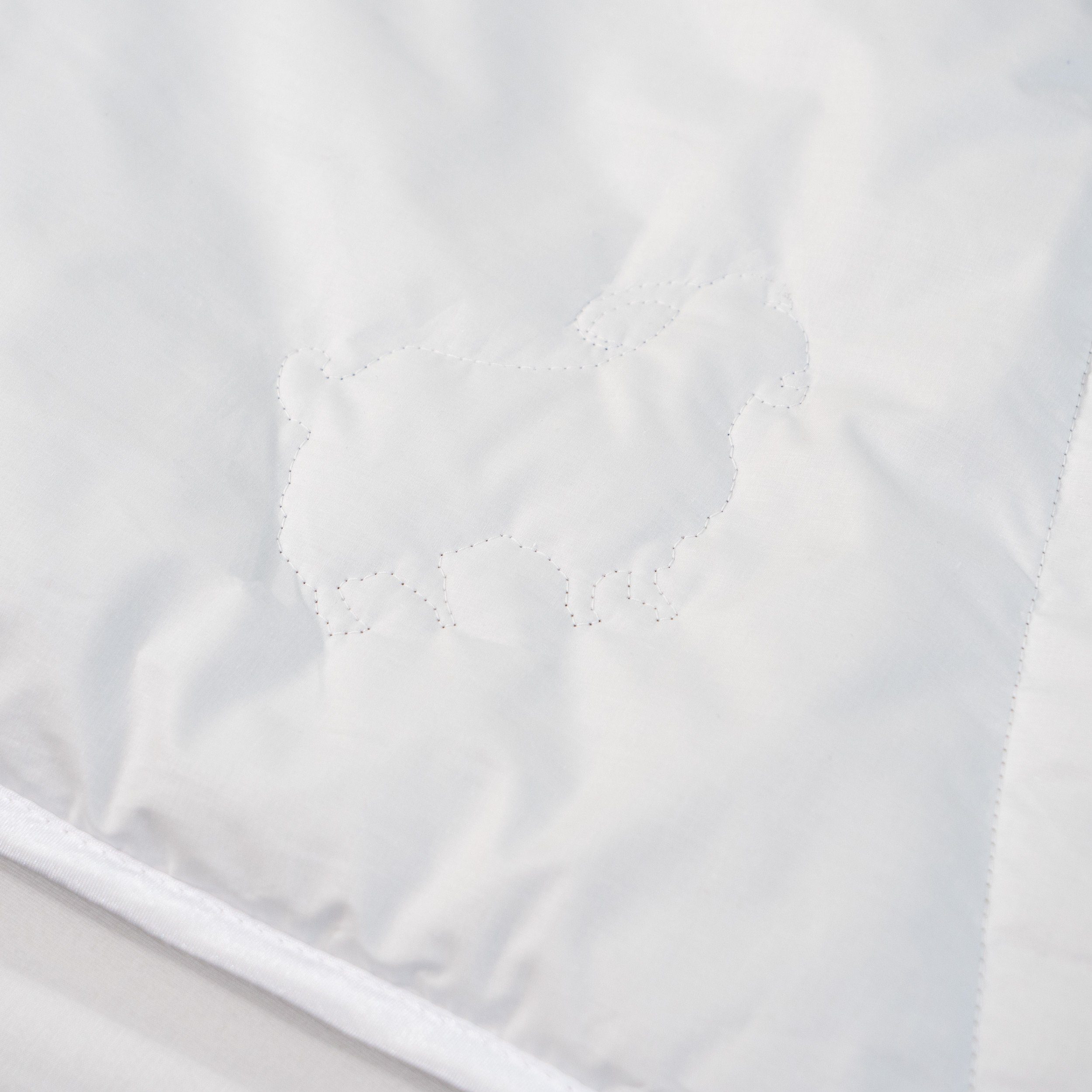 KÜNSEMÜLLER Naturhaarbettdecke Cashmere, Füllung: 100% Kaschmir, Bezug: 100% Baumwolle, Edles Himalaya-Kaschmir