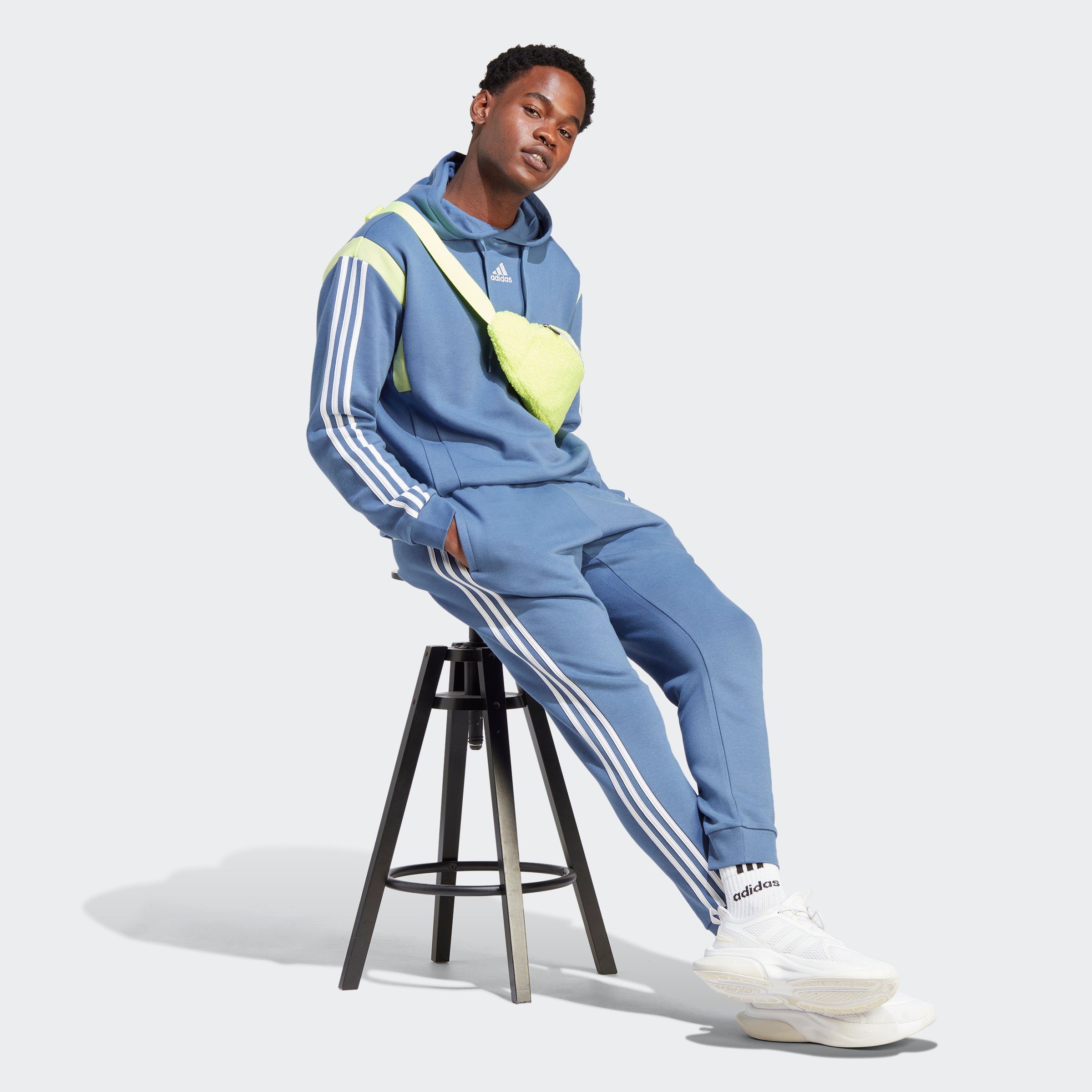 Sporthose adidas COLOURBLOCK Crew Sportswear (1-tlg) HOSE Blue