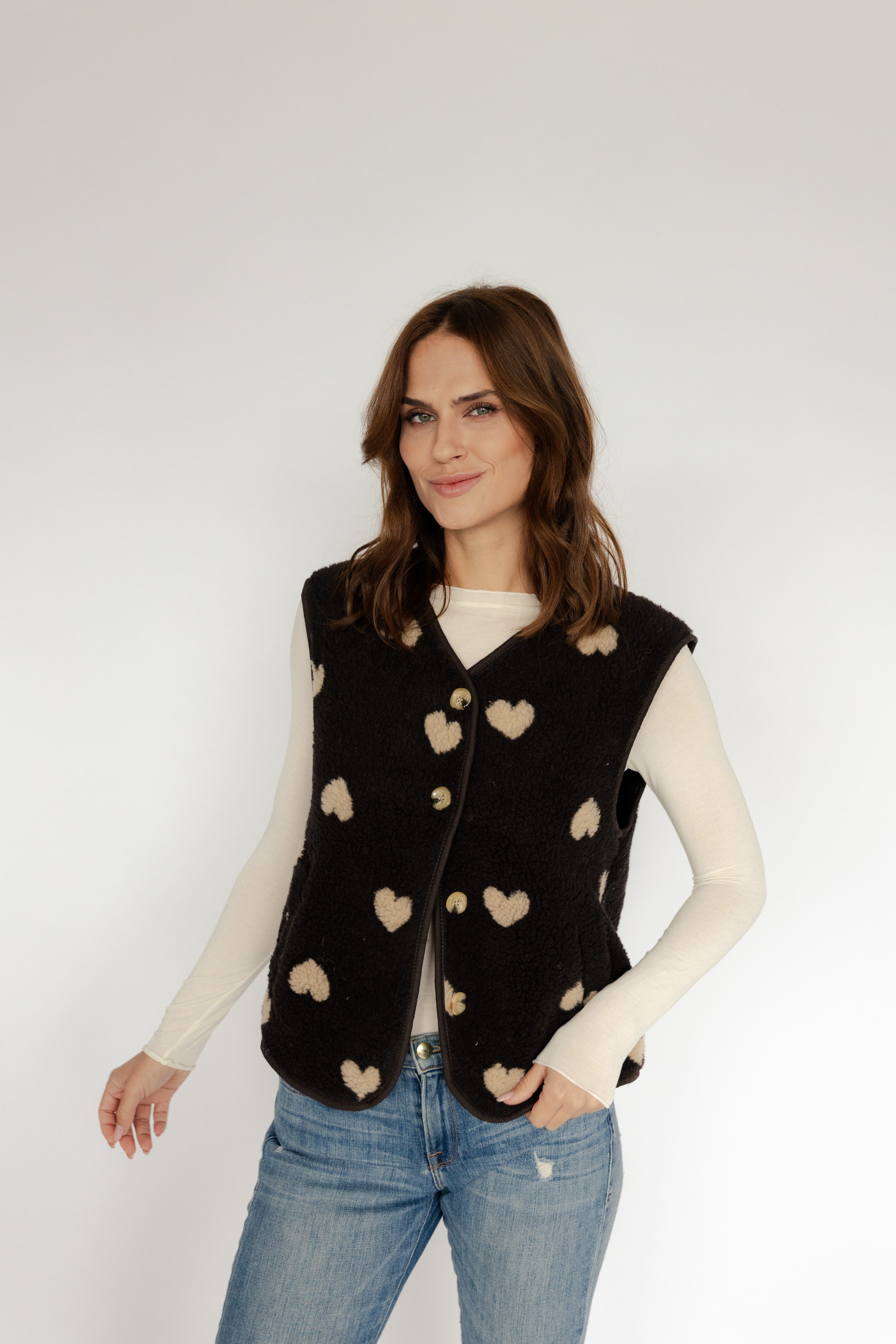 von Herzen Fellimitatweste dunkelbraune Teddyweste mit Herzchen – ärmellos – Onesize