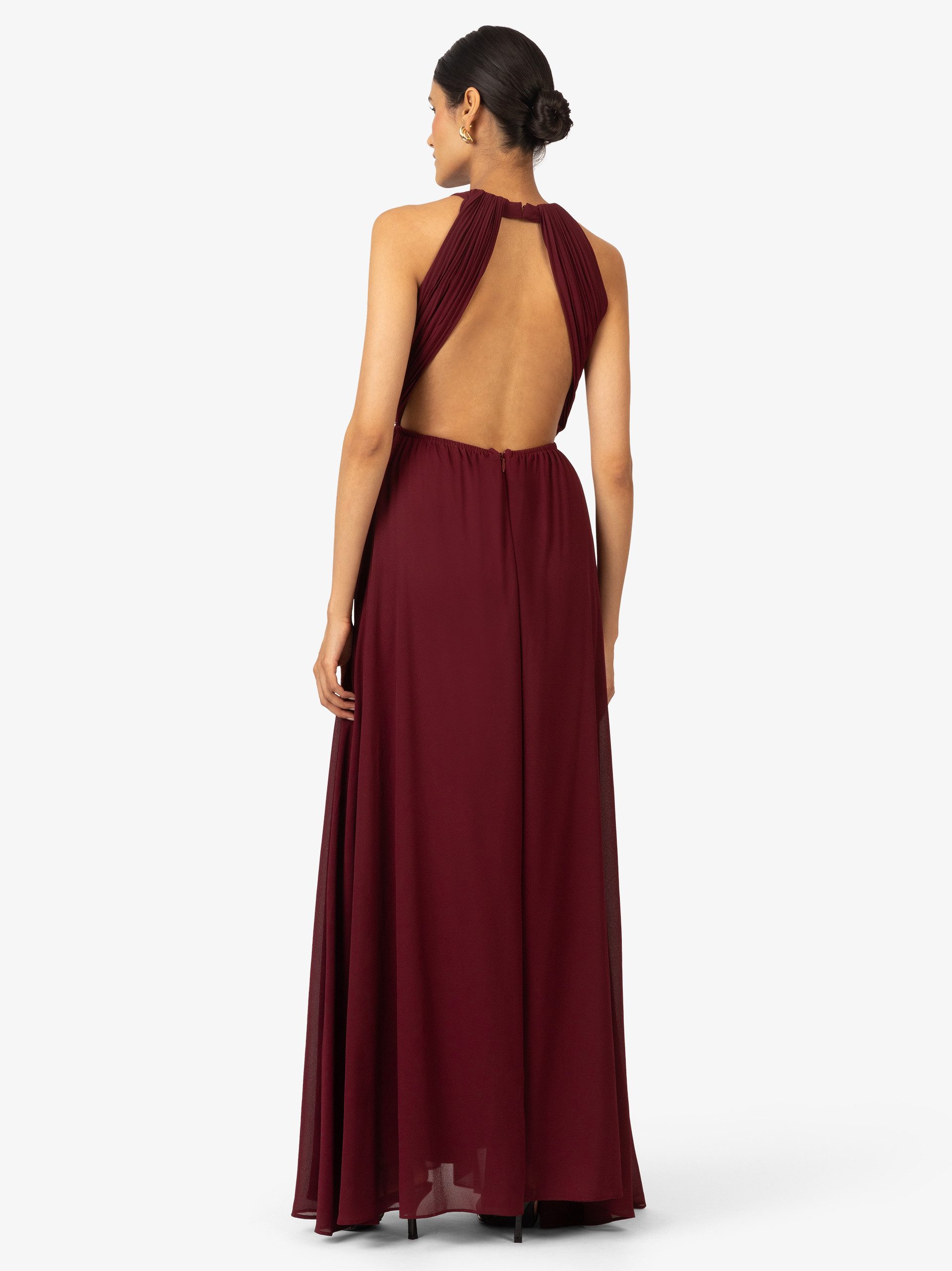 Kraimod Abendkleid mit kleinem Schlitz im Bereich der Brust