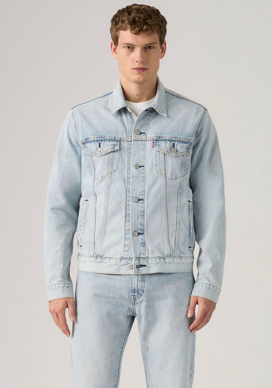 Levi's® Jeansjacke VINTAGE FIT TRUCKER JKT mit Knopfleiste