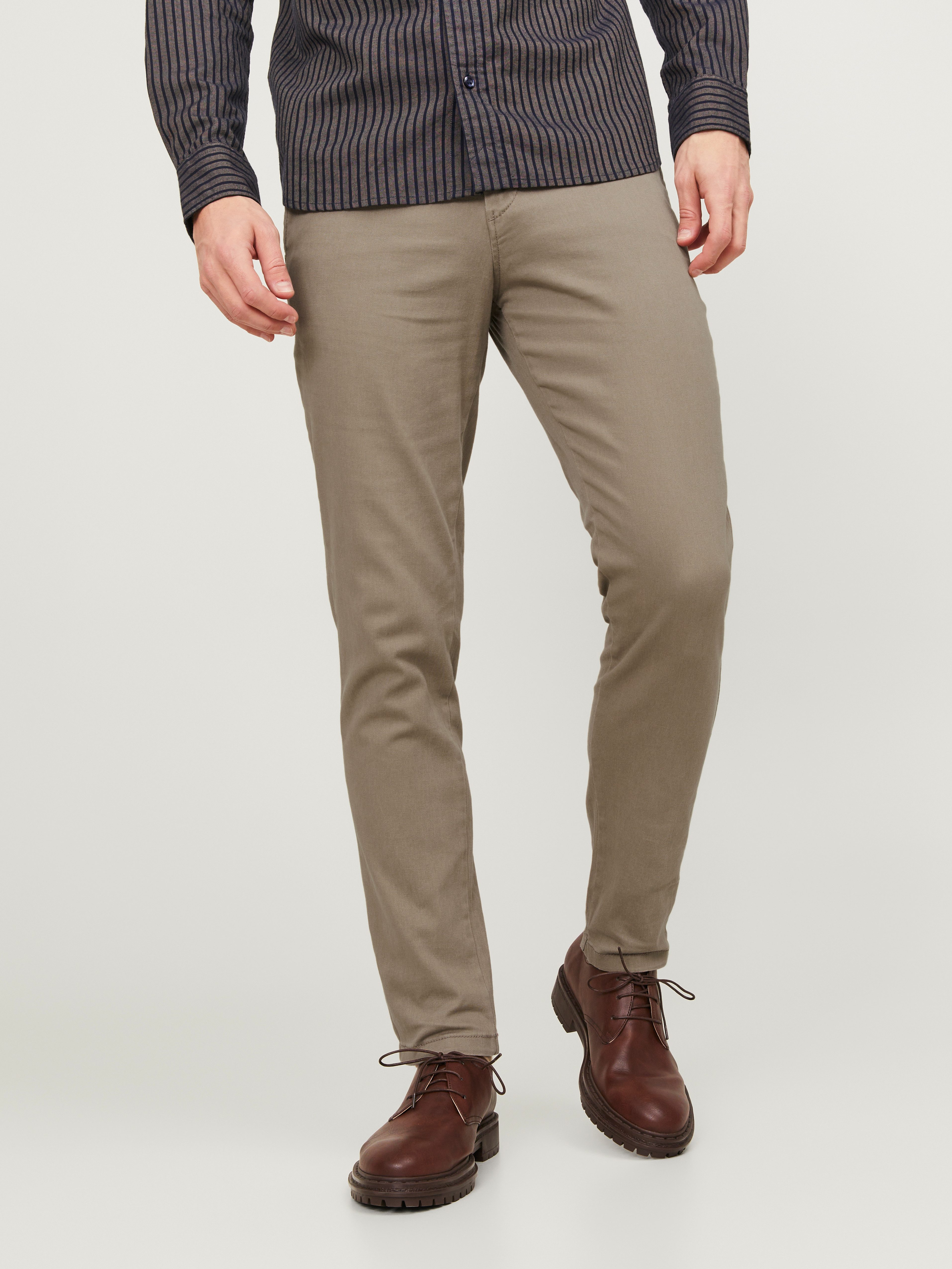 Jack & Jones Chinohose JPSTMARCO mit schmalem Bein und pflegeleichtem Stoff washed, modisch, schmal, Baumwollmischung