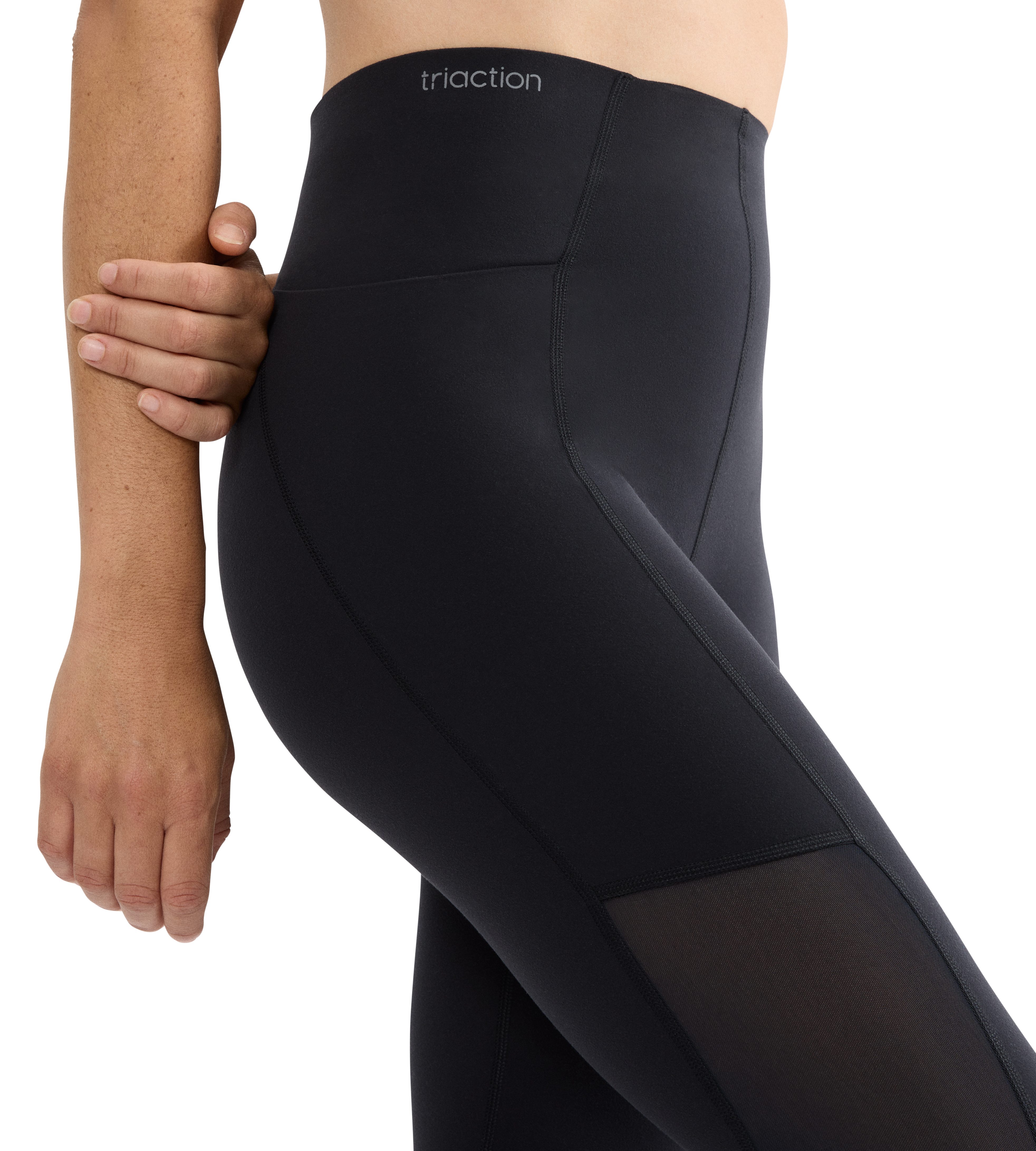 triaction by Triumph Leggings Triaction Cardio Air High-Rise Leggings atmungsaktiv und formend