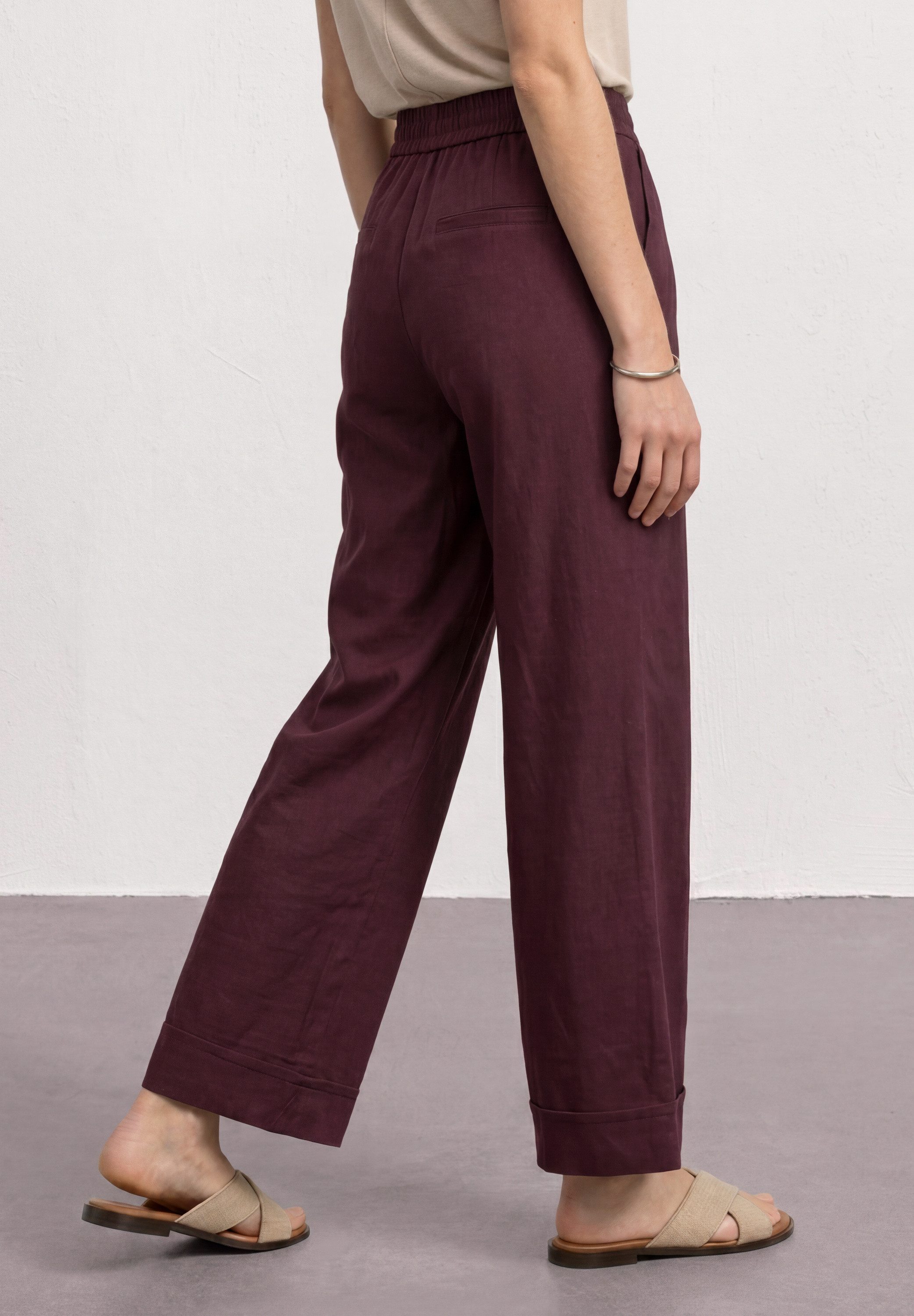 STREET ONE Stoffhose Style Amalia Sommerhose mit elastischem Bund und Tunnelzug