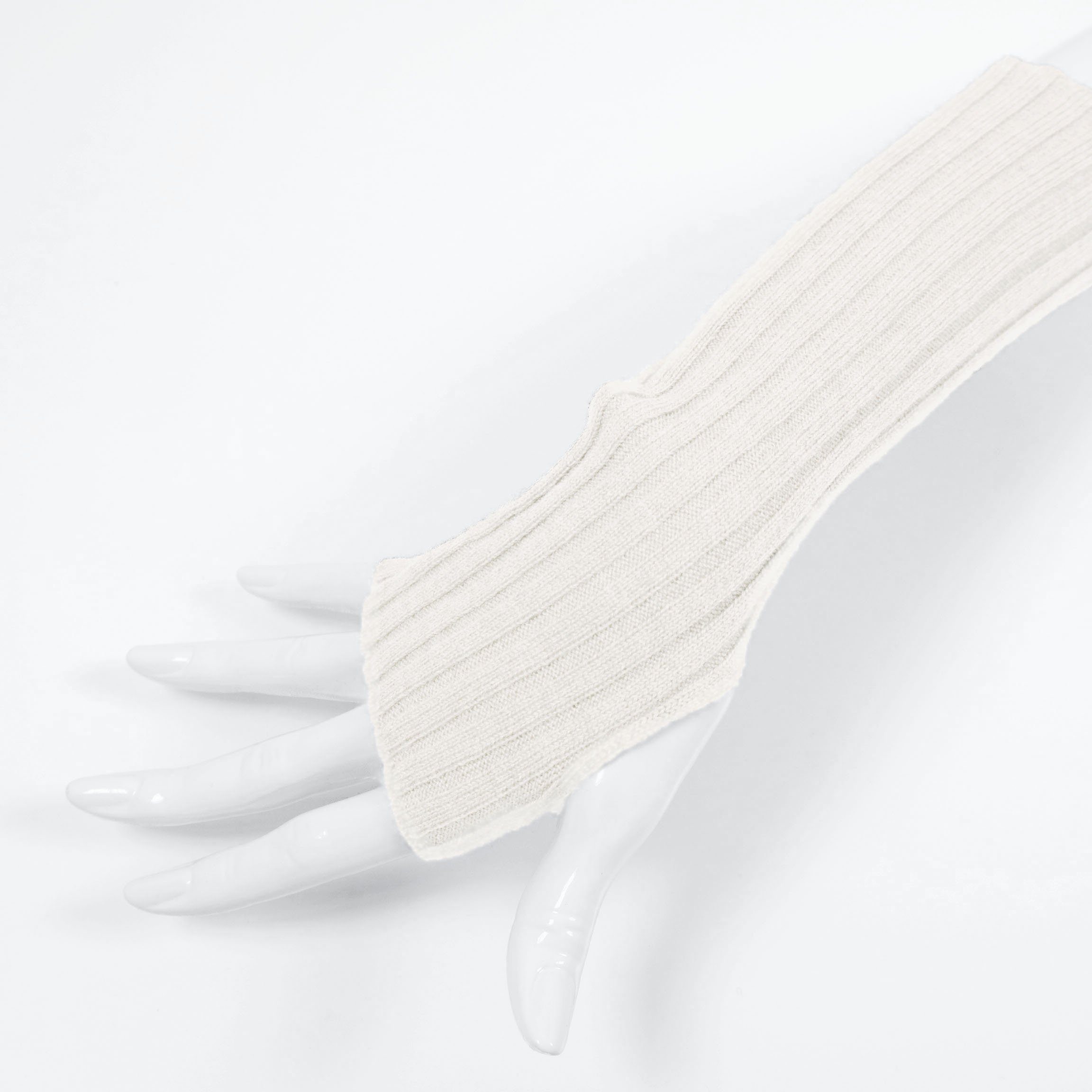 BEAZZ Armstulpen Armstulpen Damen, Pulswärmer, 100% WOLLE Merino (mit Daumenloch) Feinstrick, warm und weich