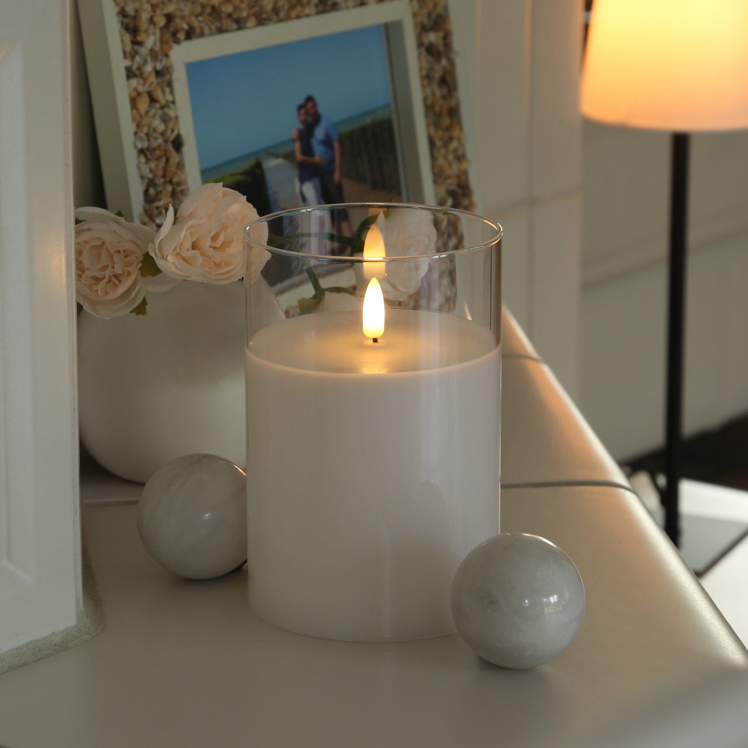 MARELIDA LED-Kerze LED Kerze im Glas Windlicht Echtwachs Timer H: 15cm D: 10cm weiß, LED Classic