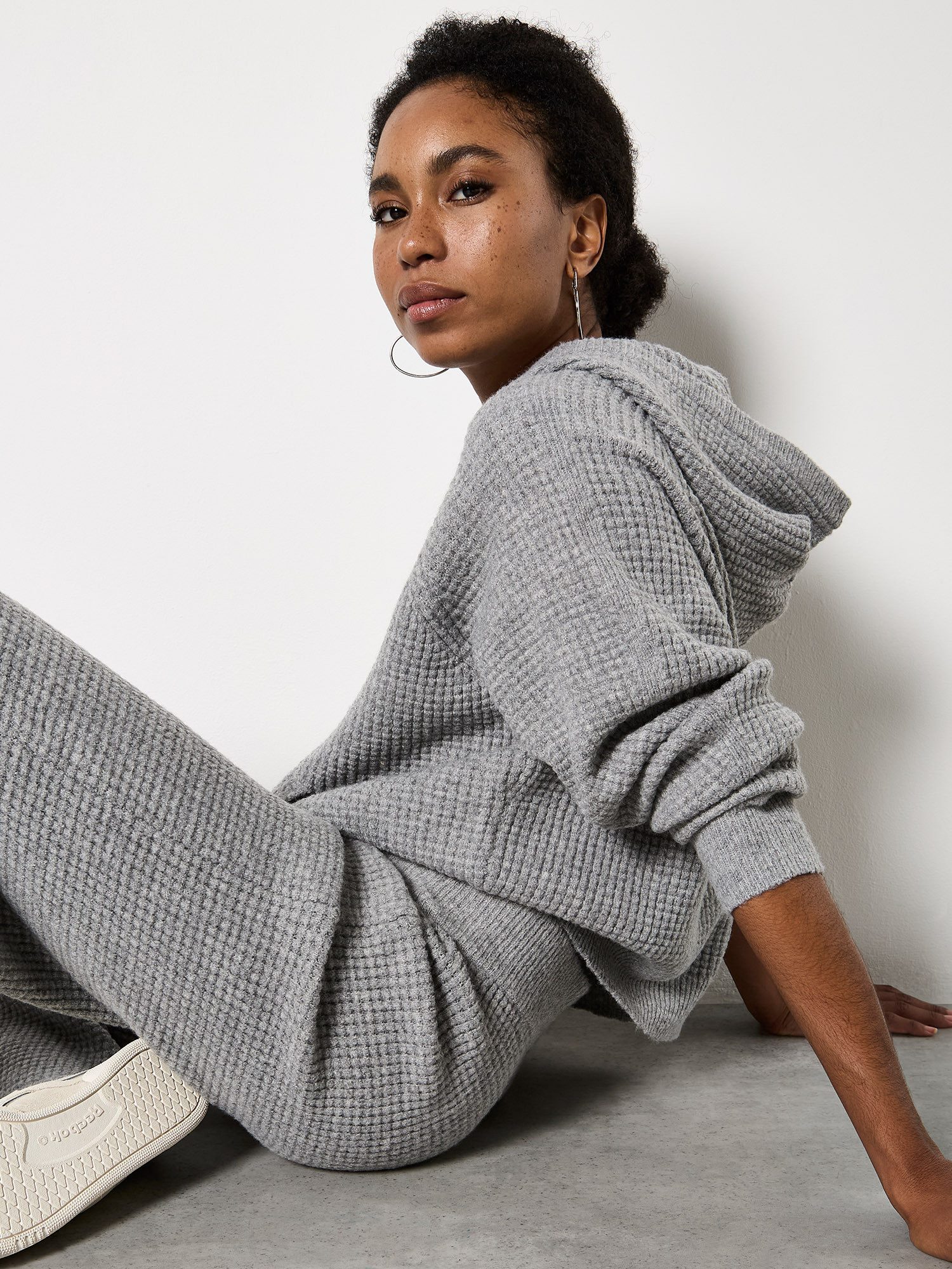 Apricot Kapuzenpullover Strick-Hoodie mit Kanguru-Tasche günstig online kaufen