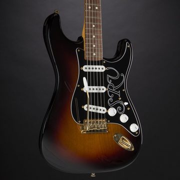 Fender E-Gitarre, Stevie Ray Vaughan Stratocaster 3-Tone Sunburst, Stevie Ray Vaughan Stratocaster 3-Tone Sunburst - E-Gitarre