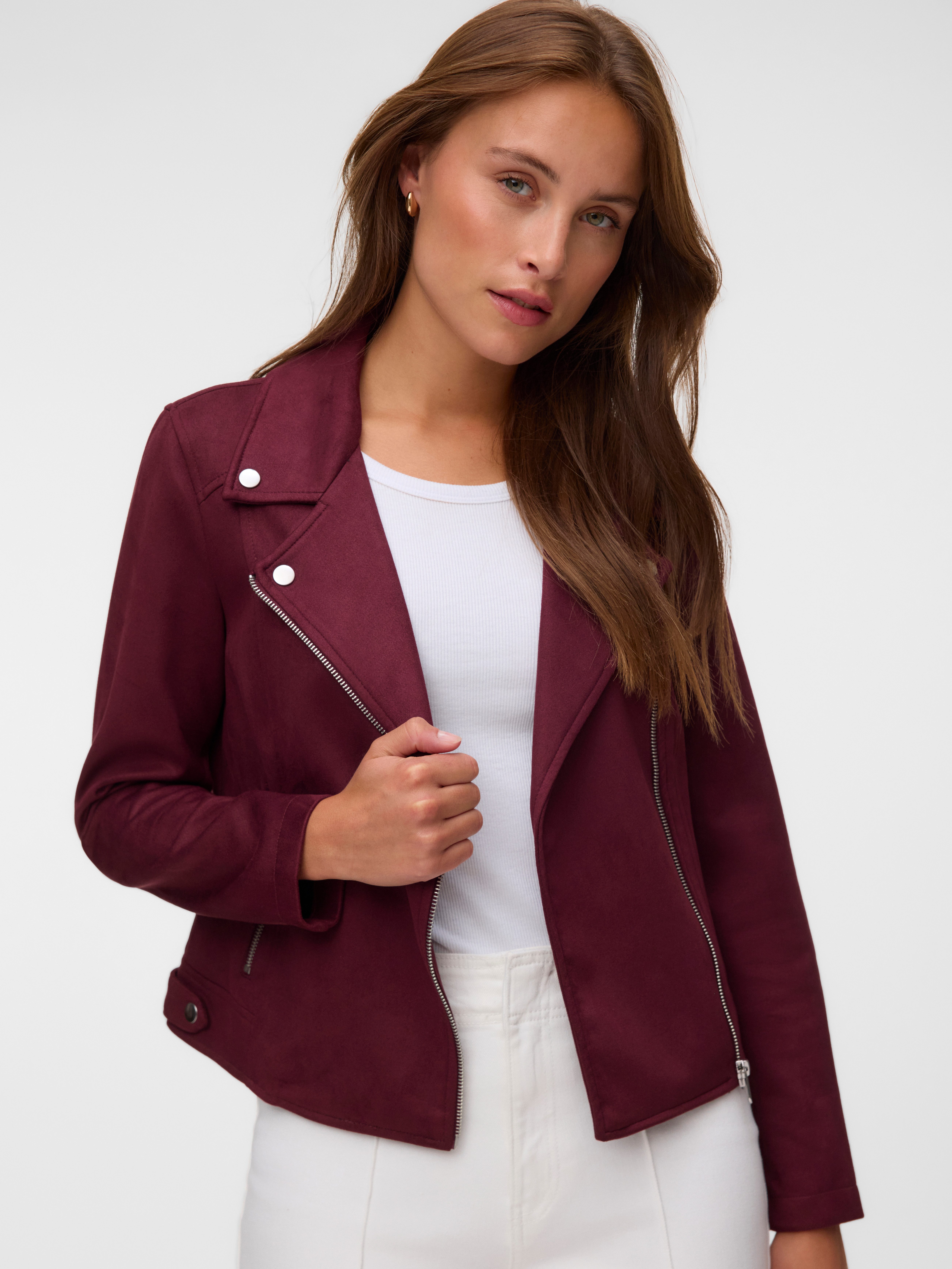 Vero Moda Bikerjacke VMJOSE SHORT FAUX SUEDE JACKET GA NOOS mit asymetrischem Reißverschluss