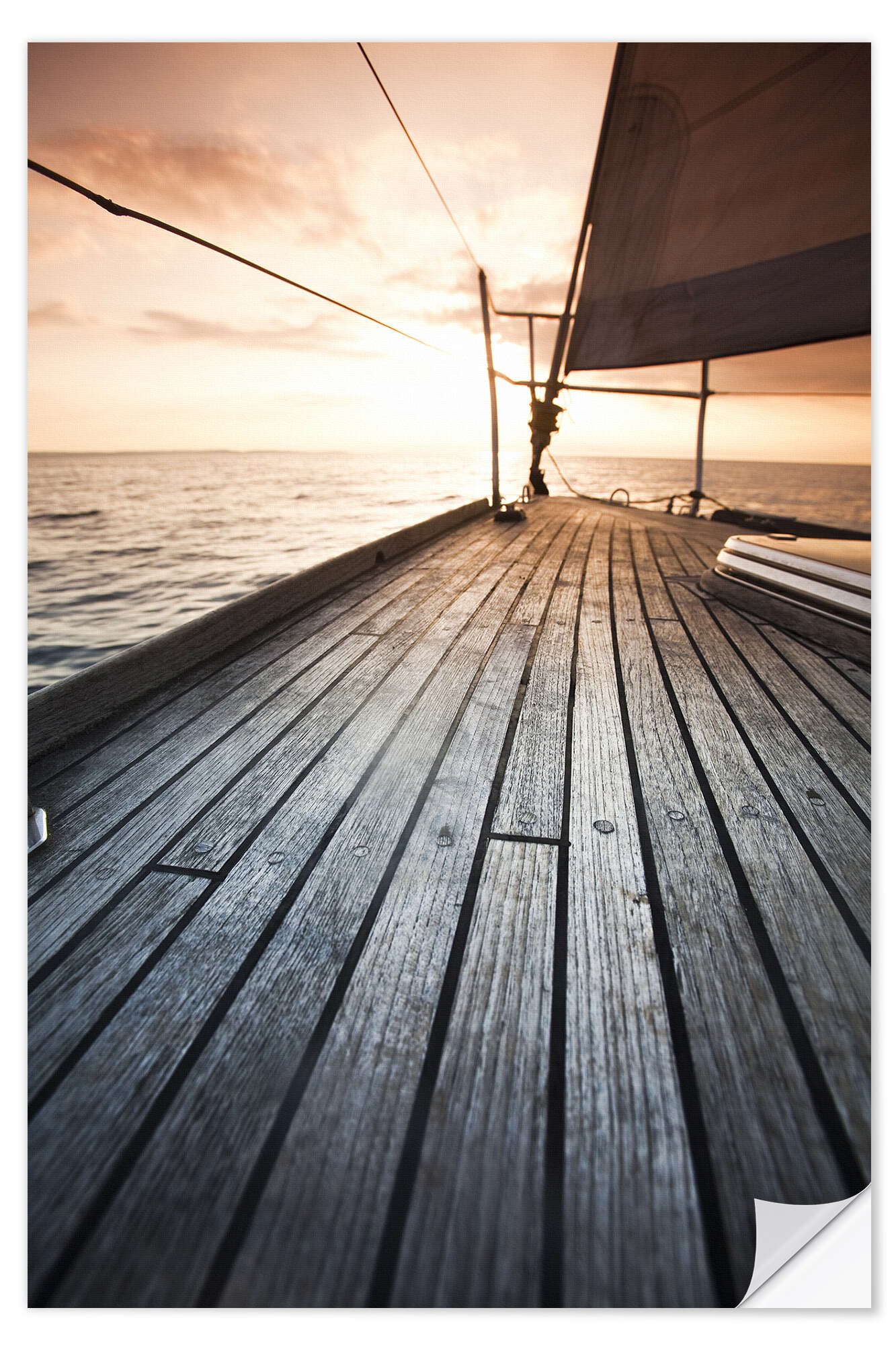 Posterlounge Wandfolie Editors Choice, Segelboot auf dem Offenen Meer I, Badezimmer Maritim Fotografie