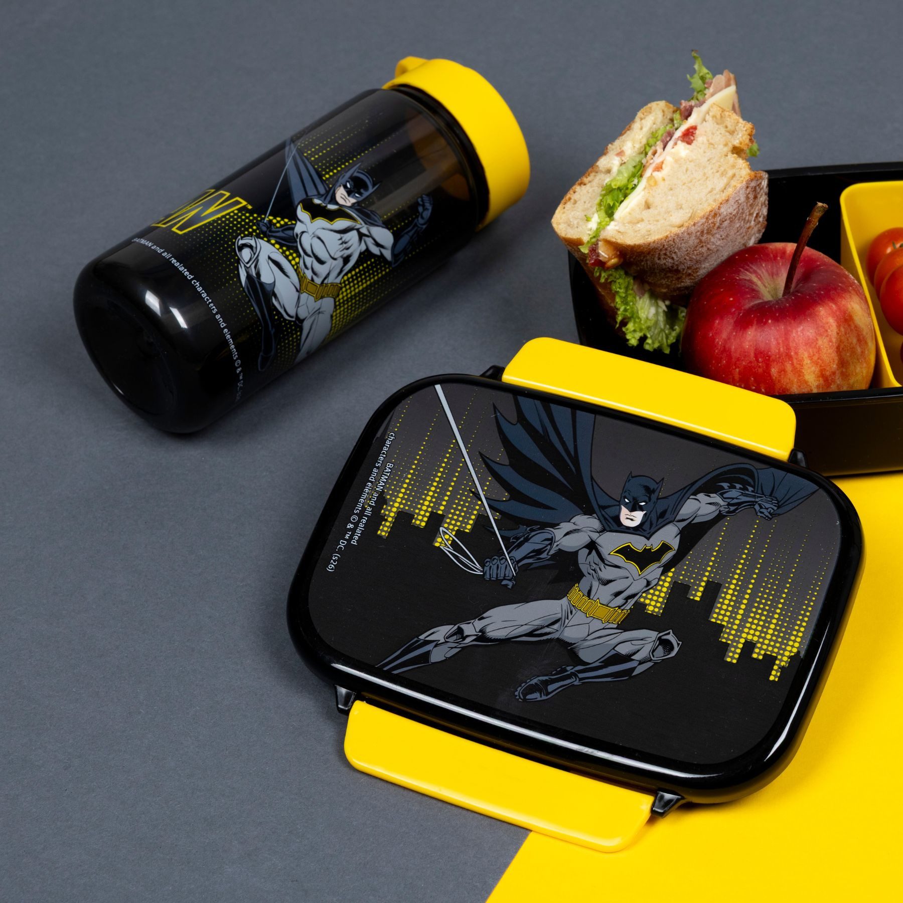 Batman Trinkflasche 500 ml Kinder Wasserflasche für Alltag Schule und unterwegs