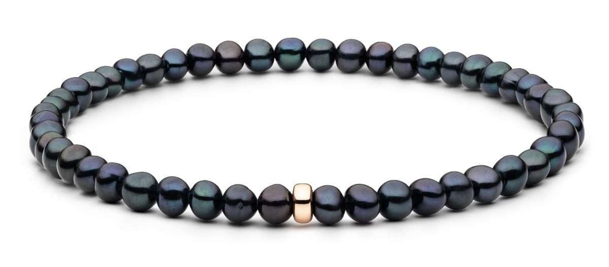 Gaura Pearls Perlenarmband modern schwarz rund 4-4.5 mm, echte Süßwasserzuchtperle, Roségold plattierte 925er Silber
