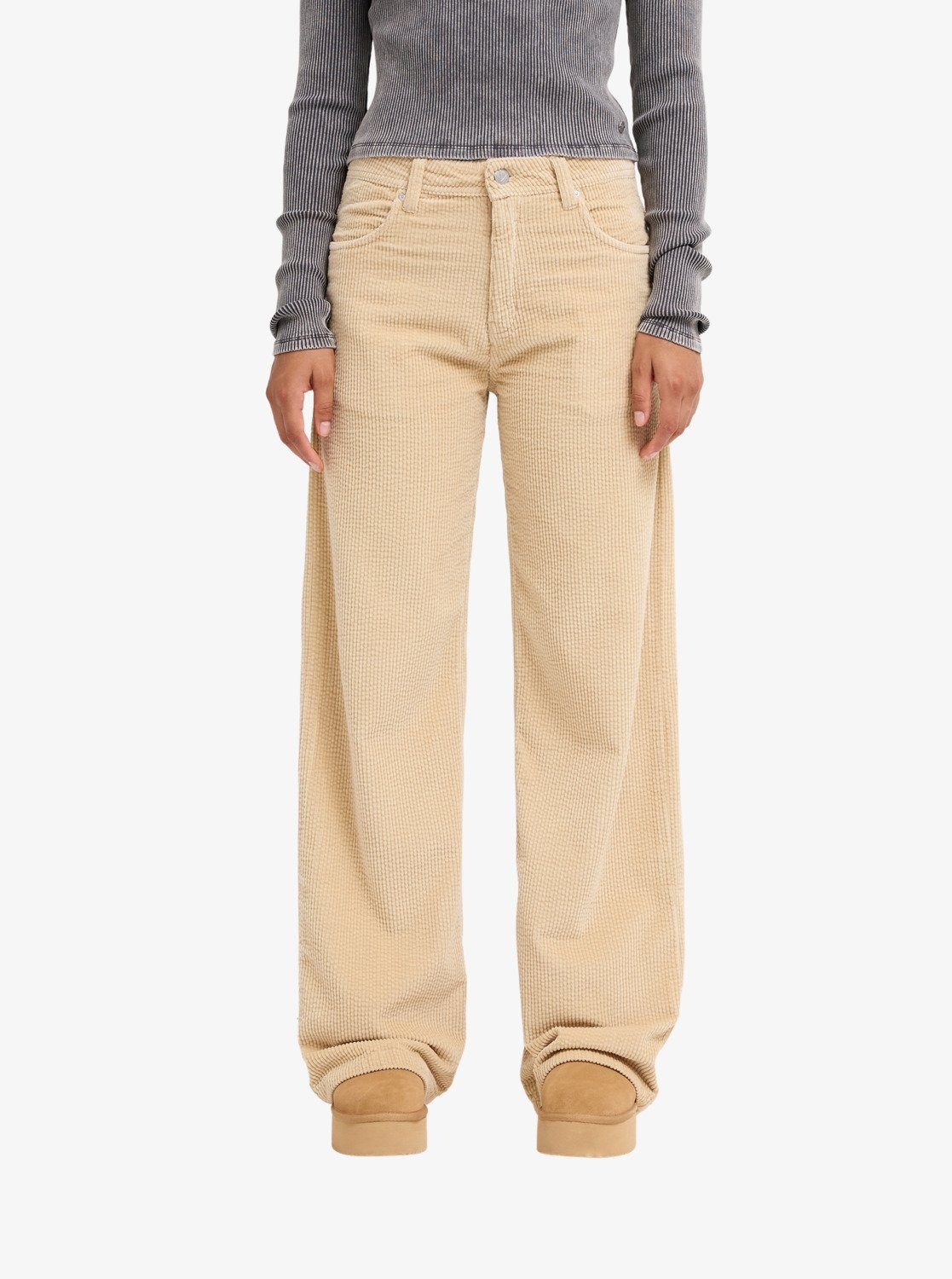 Roxy Cordhose SURF CRUSH CORD mit markanter Cord-Struktur, sportlicher Stil, aus Baumwolle