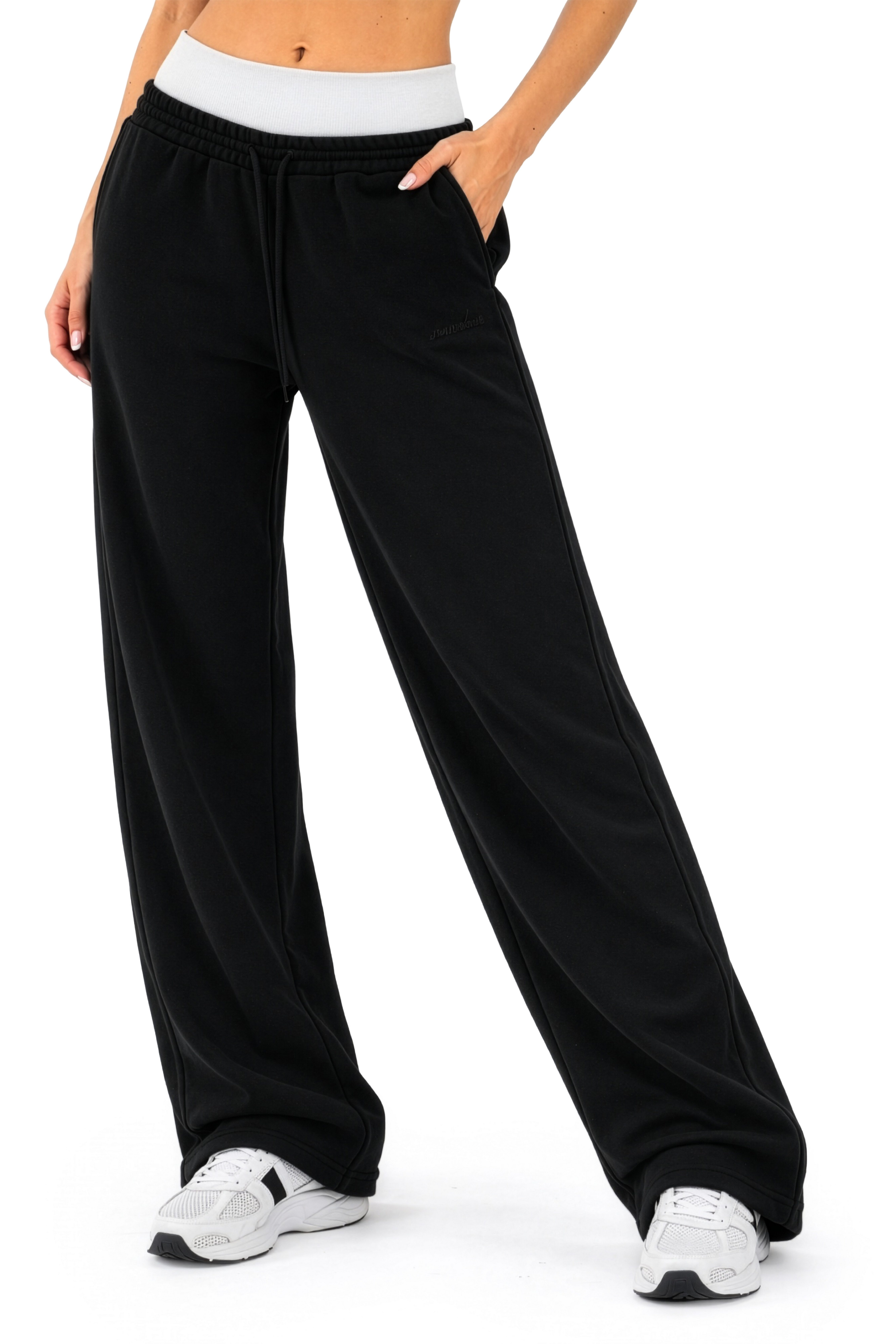 Smilodox Jogginghose Yelin, Trainingshose Damen Oversized Fit Wide-Leg mit Tunnelzug Elastischer Bund, Kordelzug, Weites Bein, Dezentes Logo, Freizeit